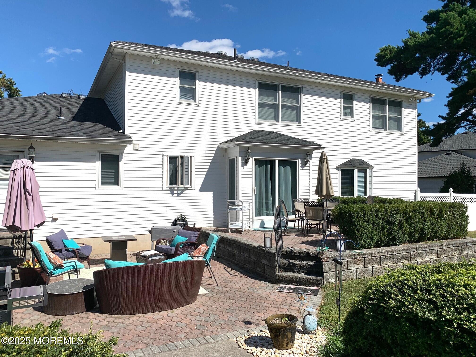11 Walnut Lane, Manalapan, New Jersey image 30