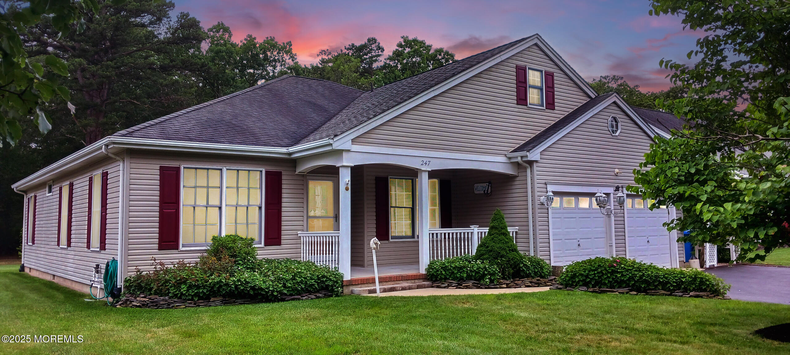 247 Hilliard Boulevard