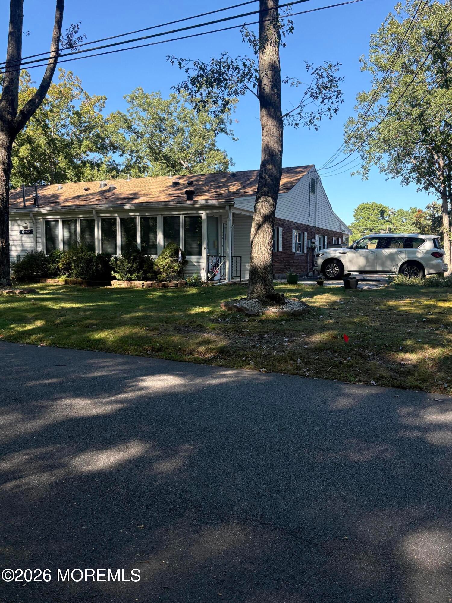 4 A Holly Street