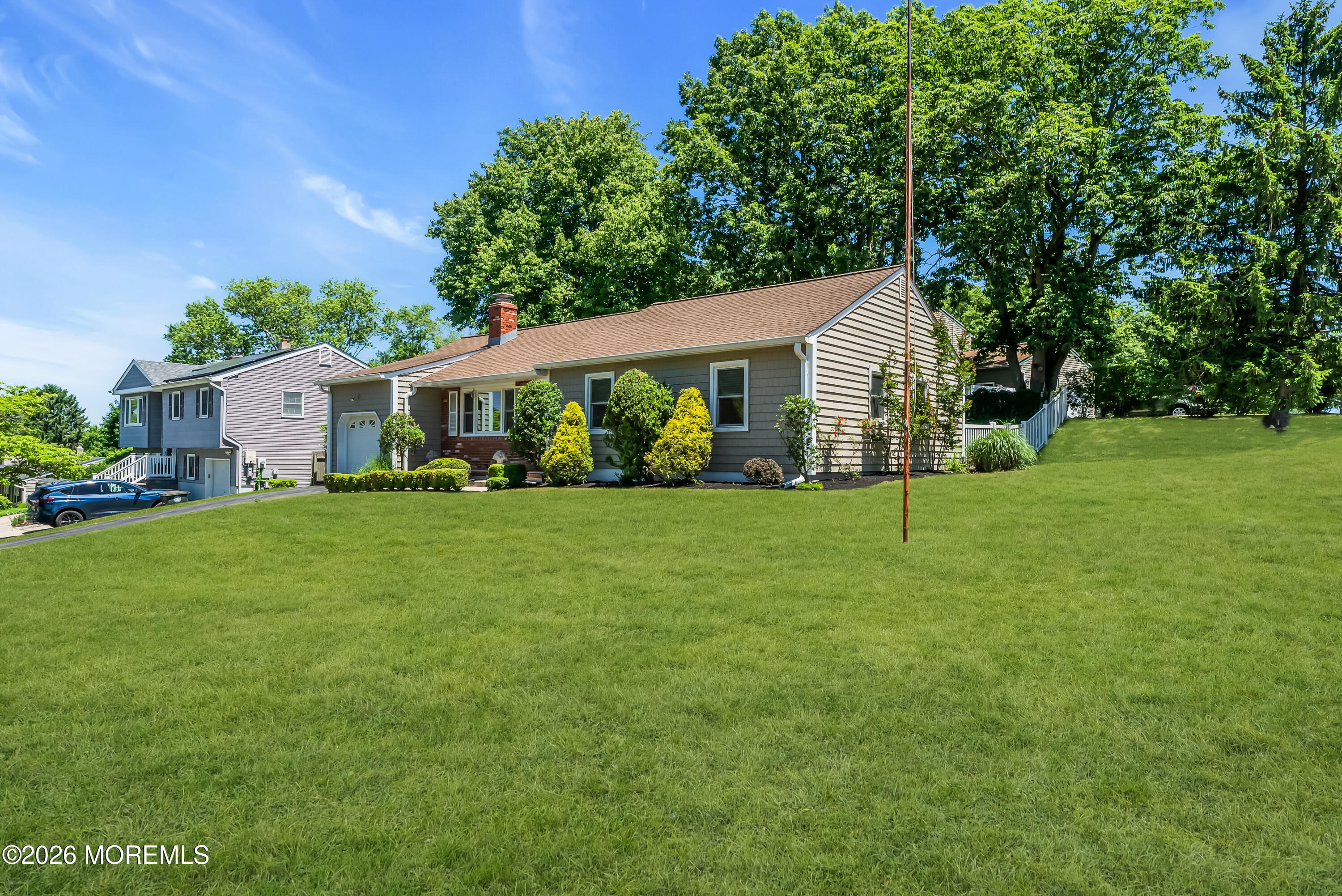 2558 Stearns Drive