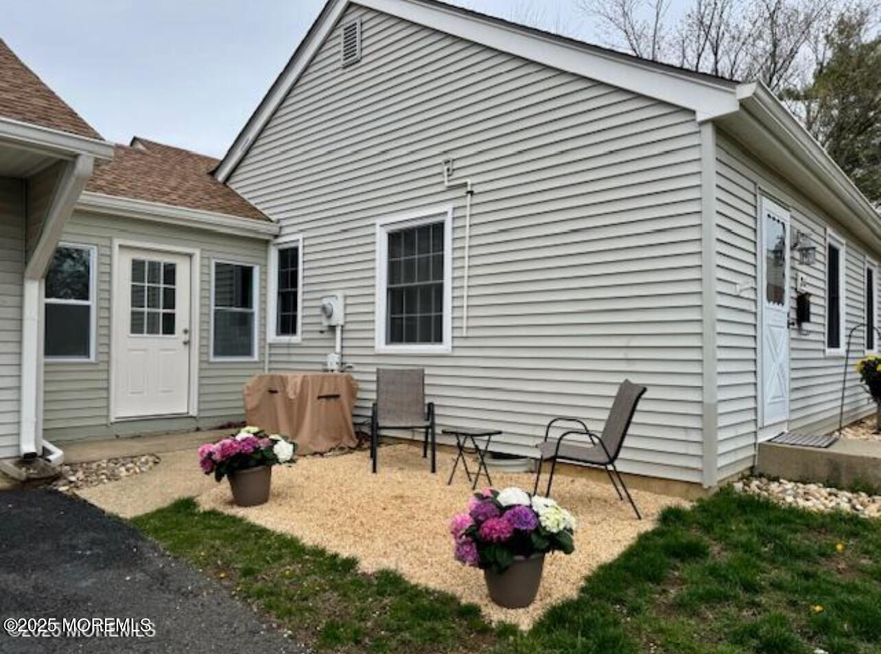 17A Plaza Del Campillo, Freehold, New Jersey image 3