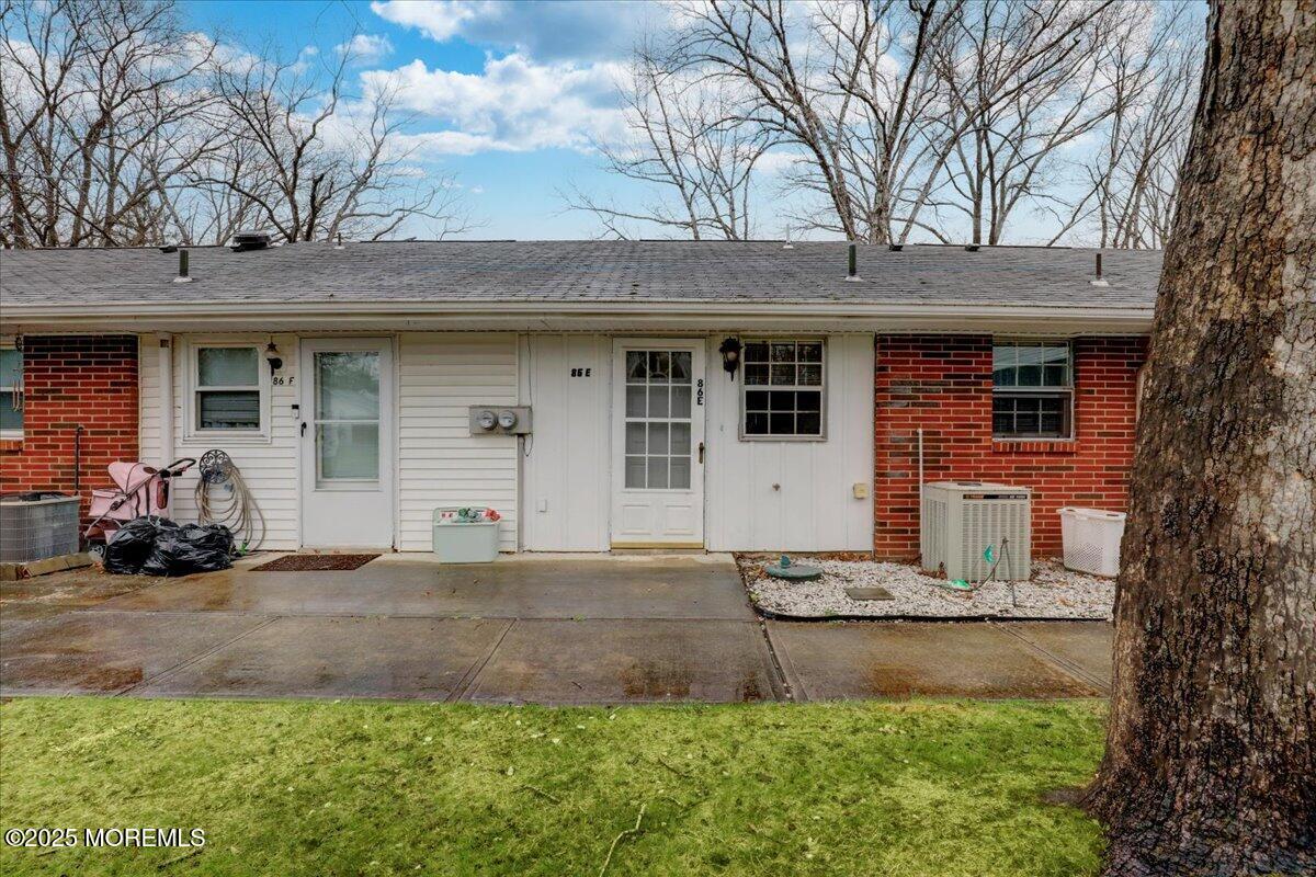 86E Dorchester Drive, Lakewood, New Jersey image 30