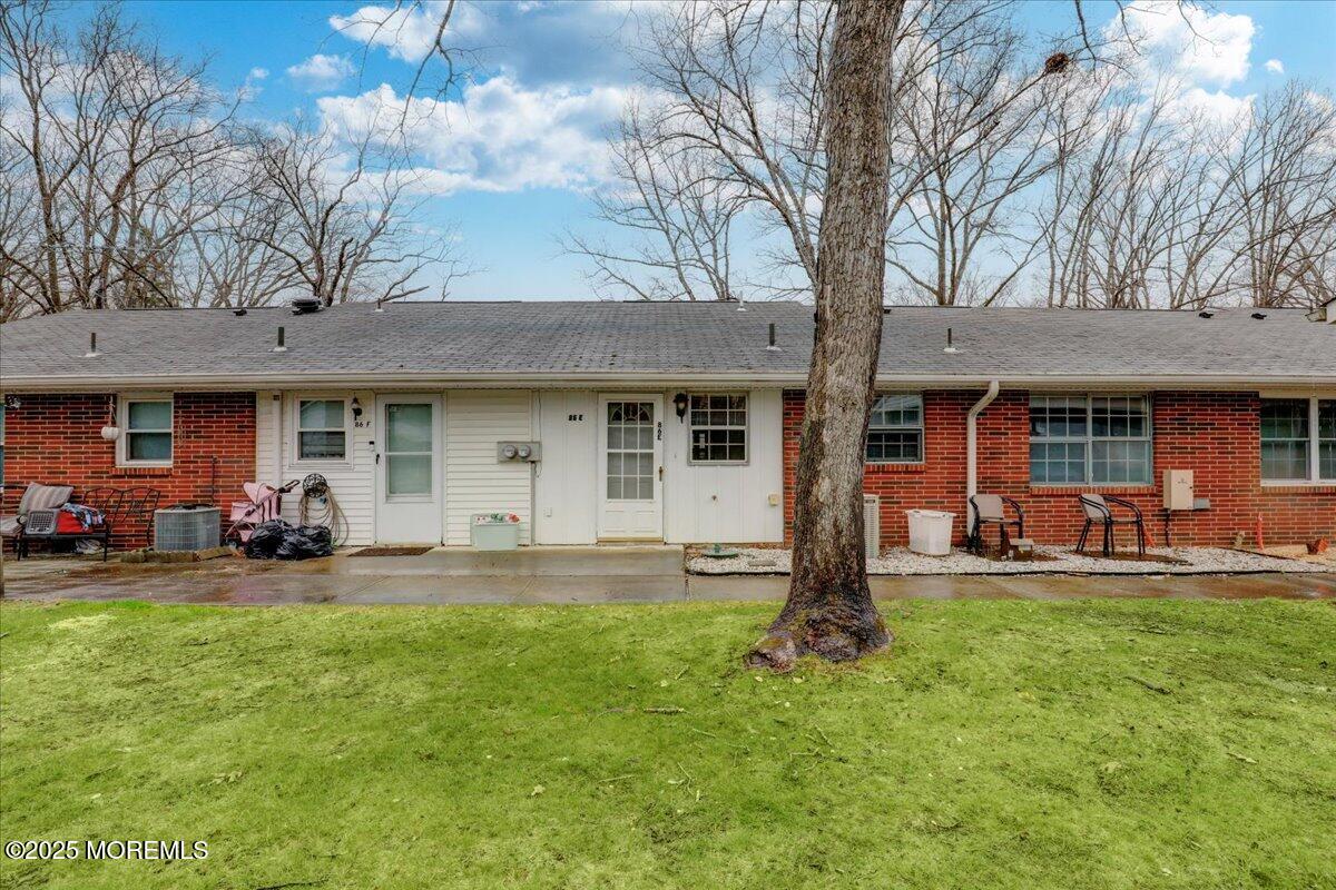 86E Dorchester Drive, Lakewood, New Jersey image 31