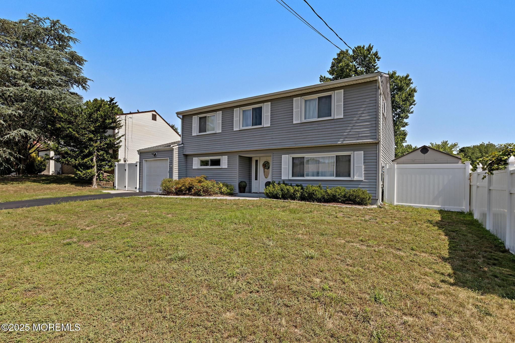 13 Beverly Road