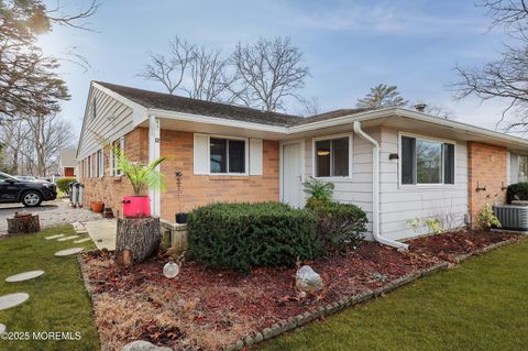 12 Blue Jay Street B Manchester NJ 08759