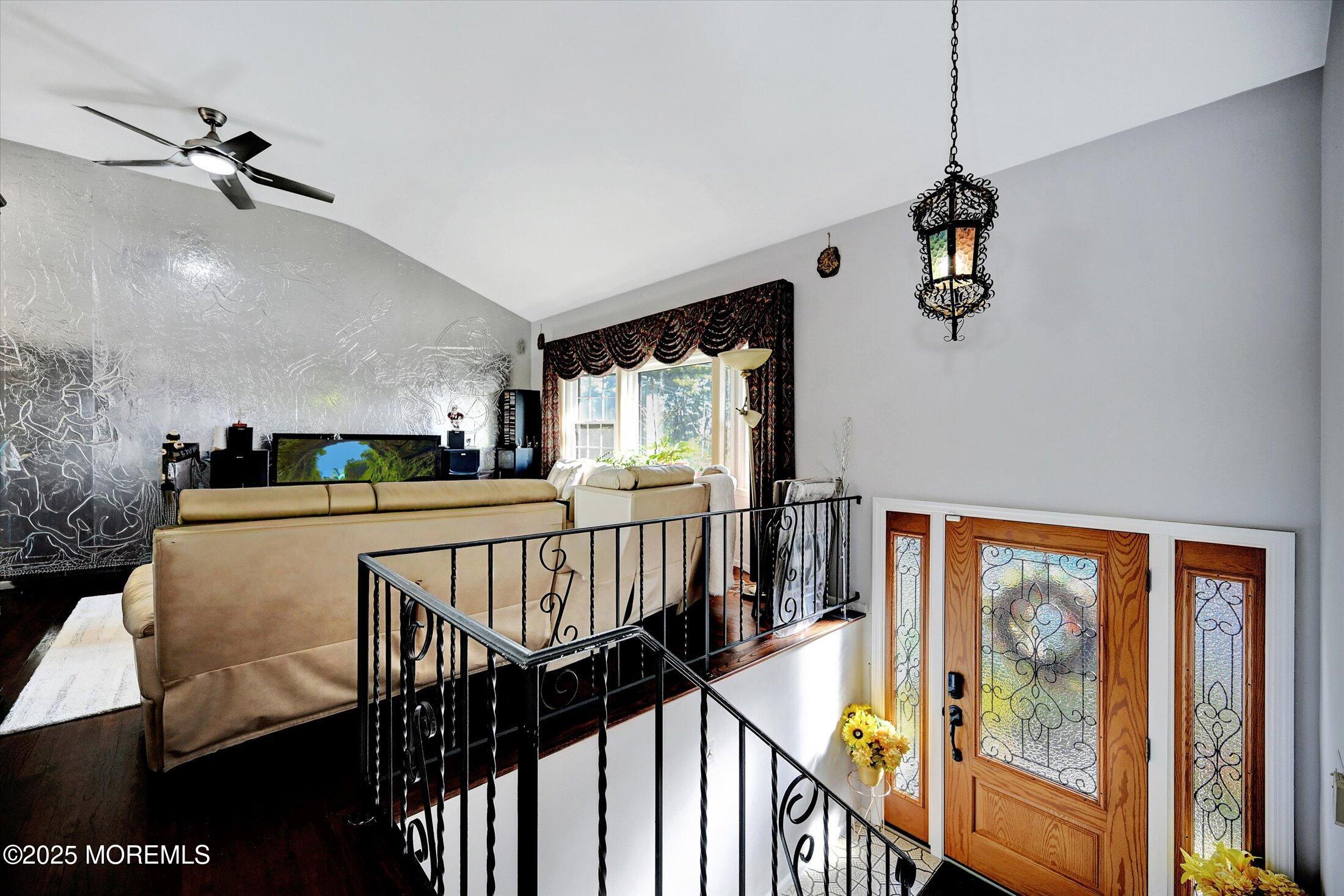 22 Dumas Road