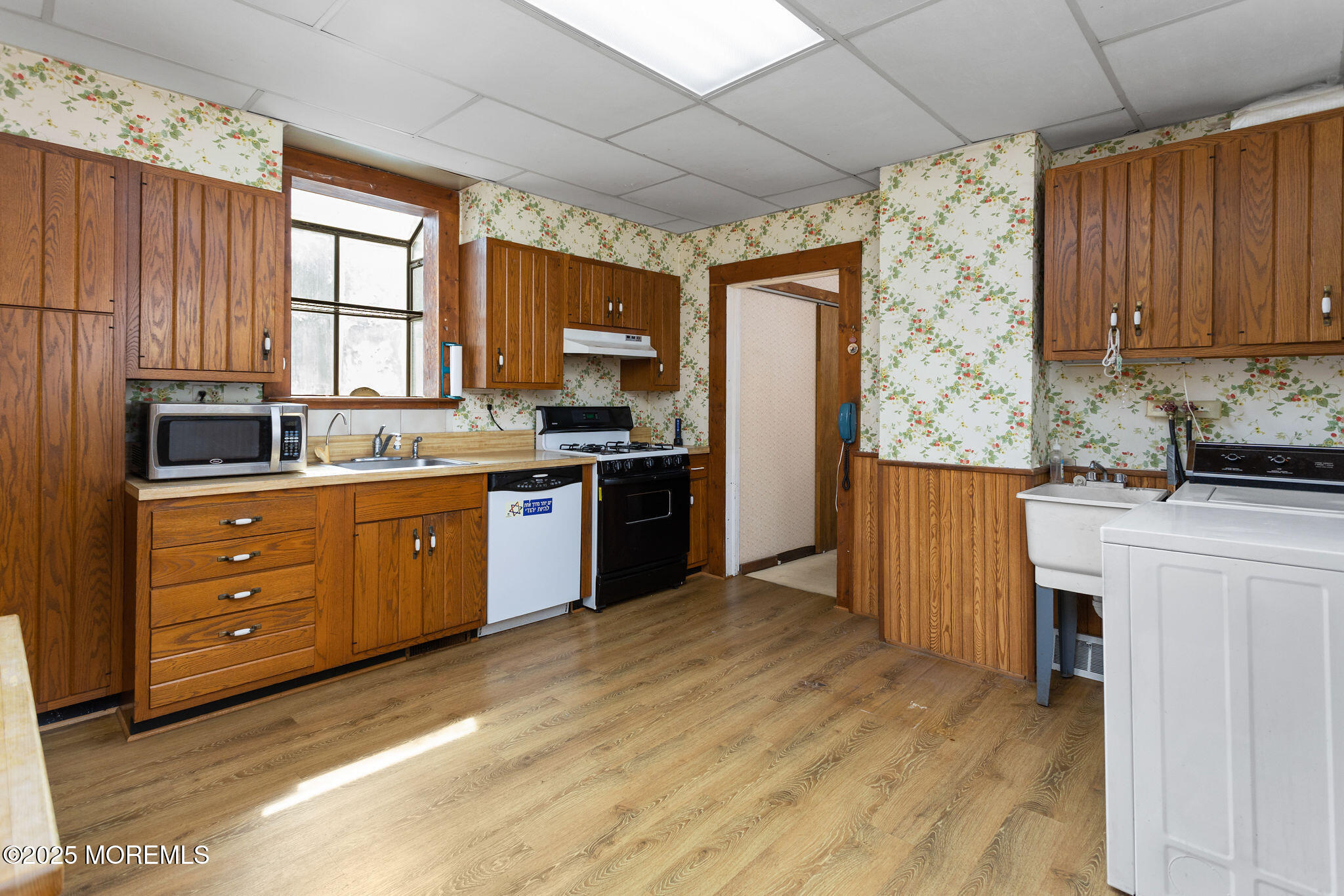38 Bowne Avenue, Freehold, New Jersey image 15