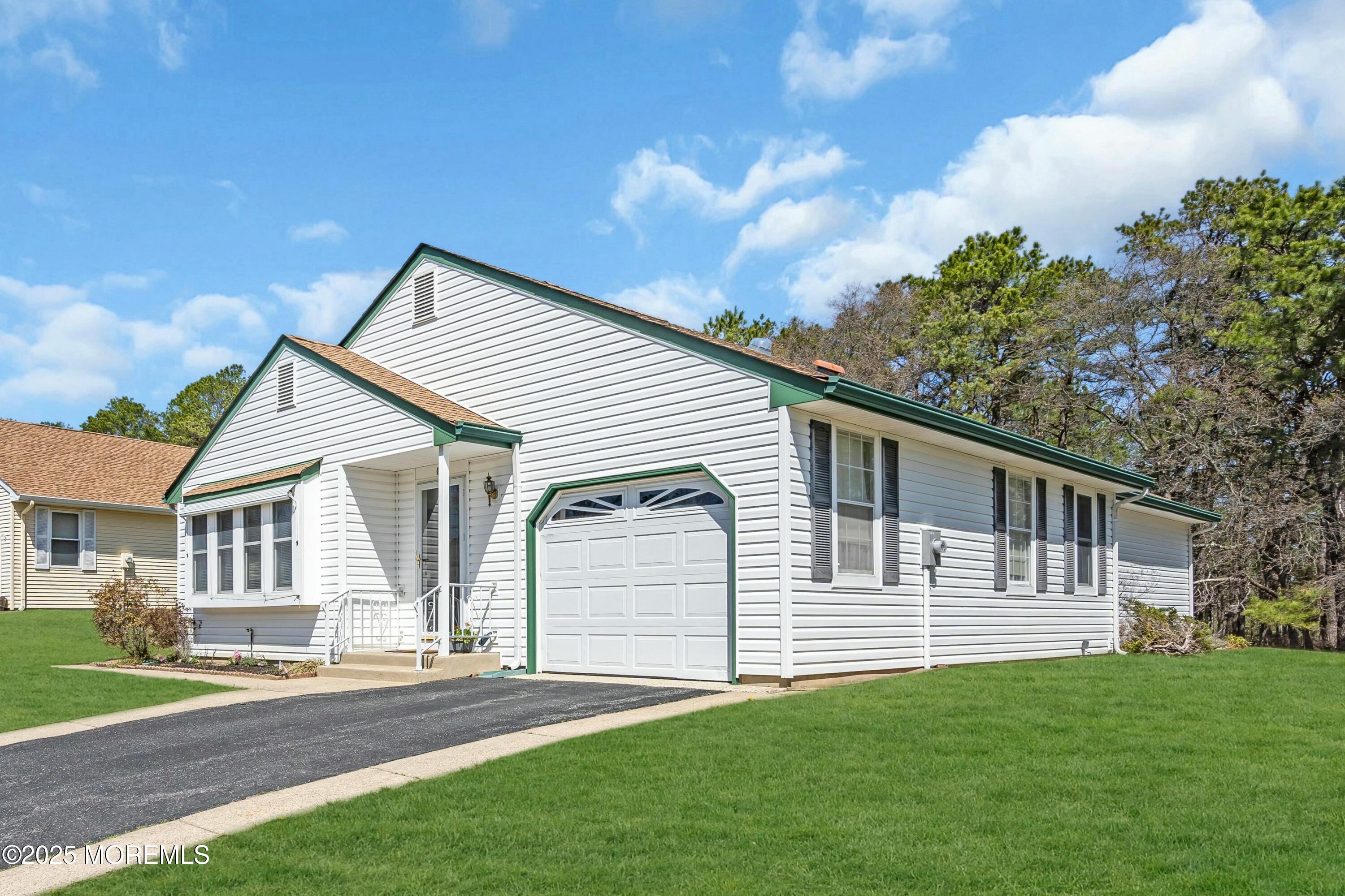 65 Birchwood Drive #50, Whiting, New Jersey image 2
