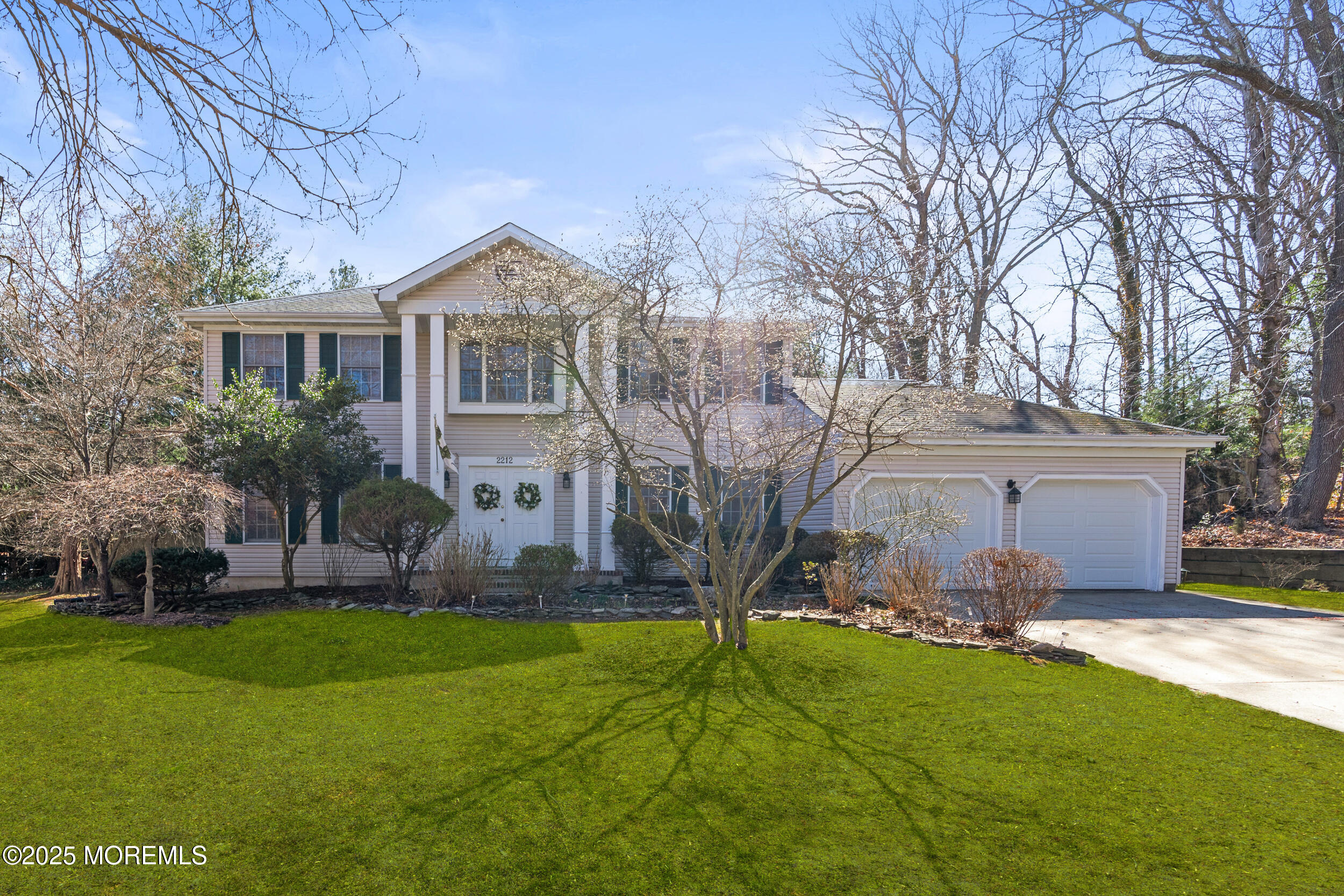 2212 Glenmere Court, Allenwood, New Jersey image 2