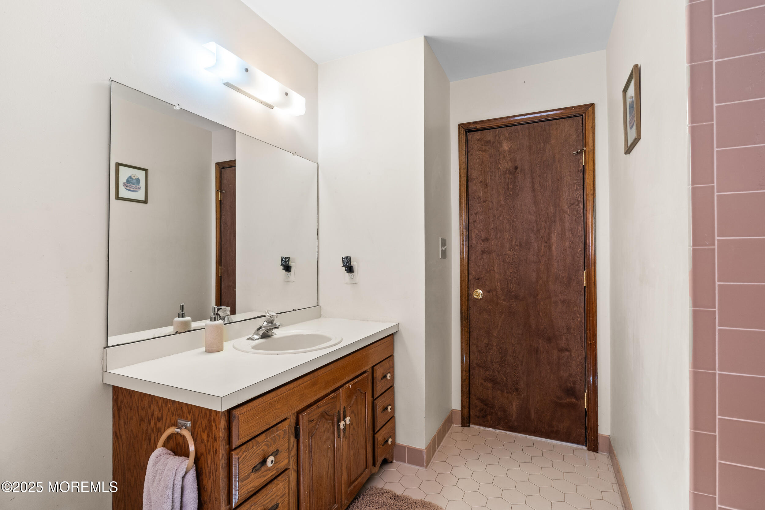 2212 Glenmere Court, Allenwood, New Jersey image 39