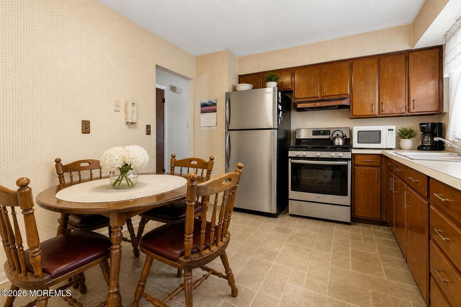 Avon-By-The-Sea, New Jersey, 07717, United States, 4 Bedrooms Bedrooms, ,2 BathroomsBathrooms,Residential,Pending,2051953