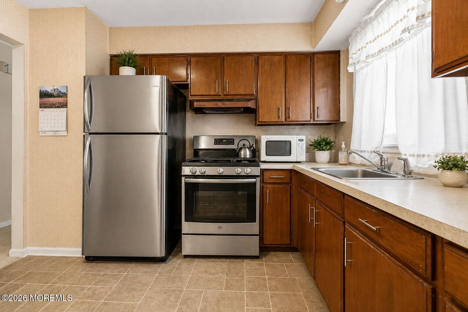 Avon-By-The-Sea, New Jersey, 07717, United States, 4 Bedrooms Bedrooms, ,2 BathroomsBathrooms,Residential,Pending,2051953