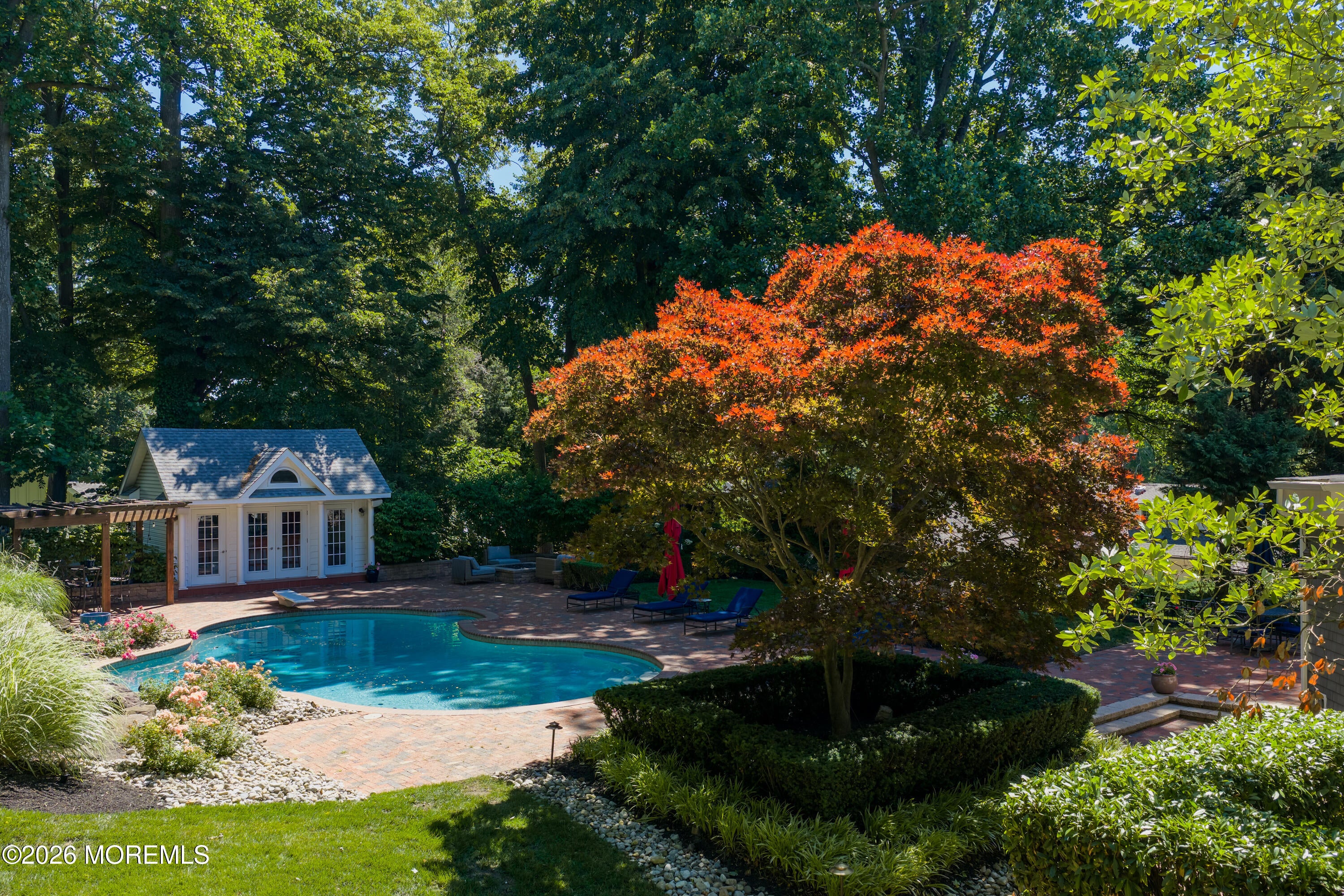10 Vista Drive