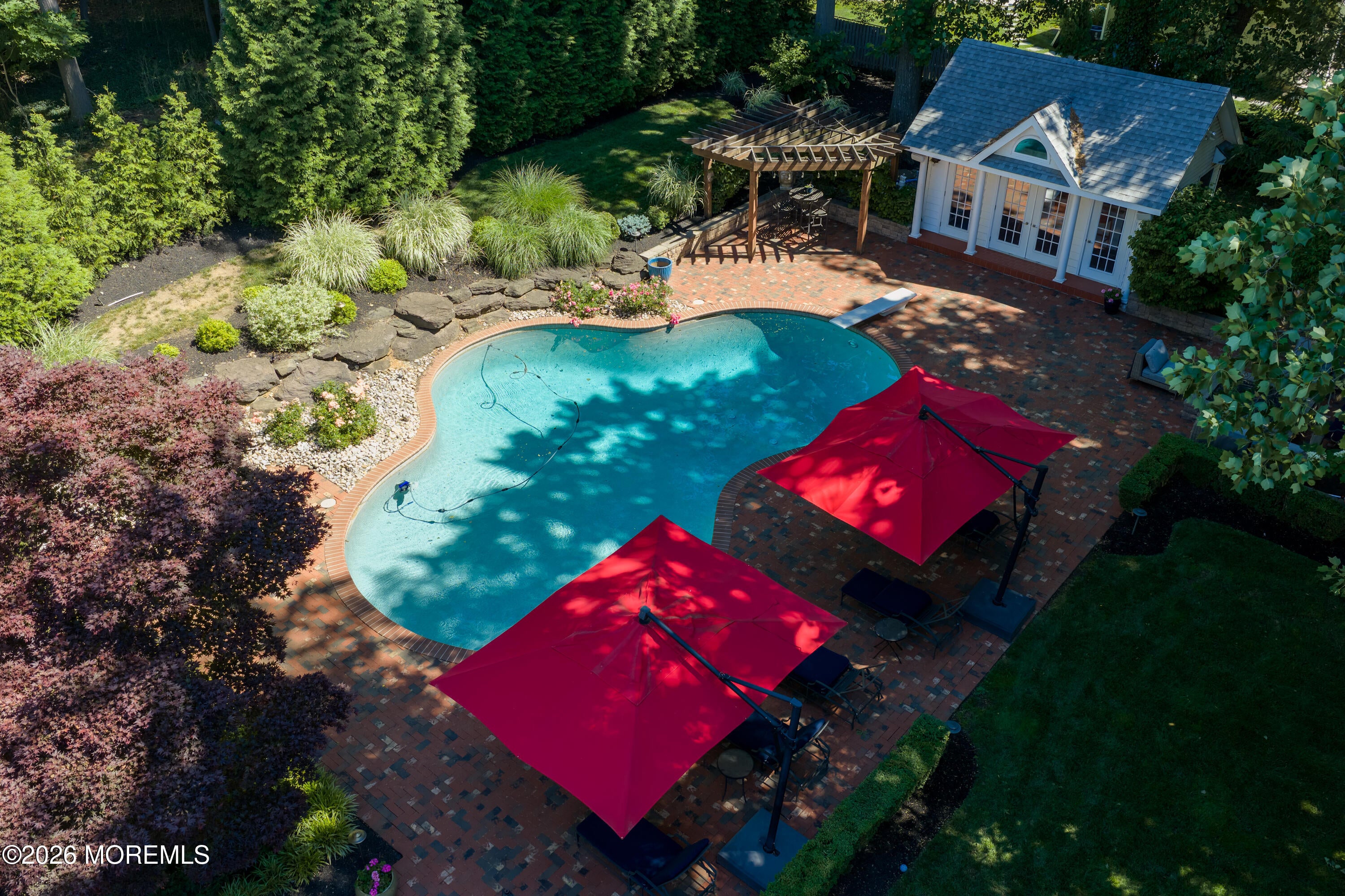 10 Vista Drive