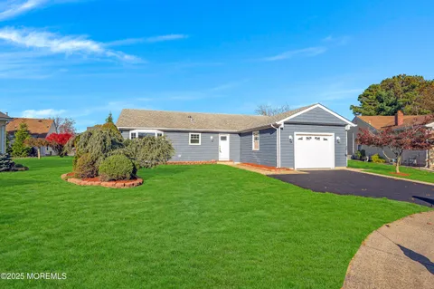 18 Leighton Court, Toms River, NJ 08757 - #: 22533647