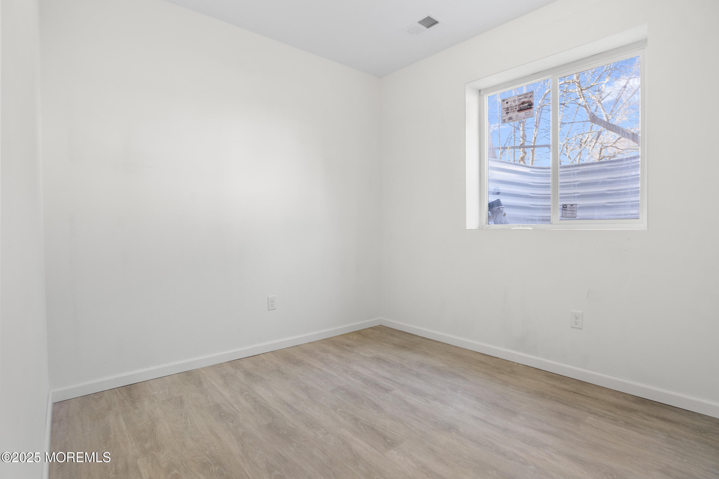 248 Lois Lane, Lakewood, New Jersey image 25