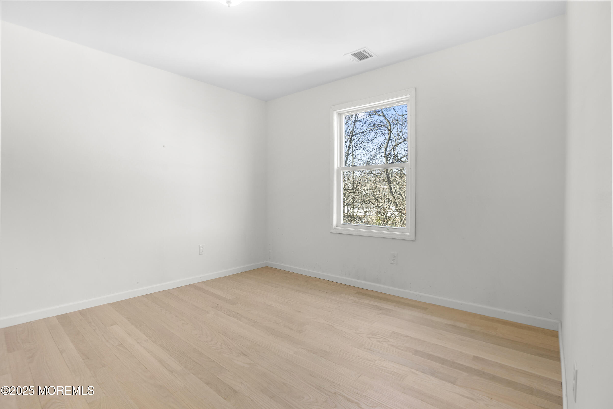 248 Lois Lane, Lakewood, New Jersey image 16