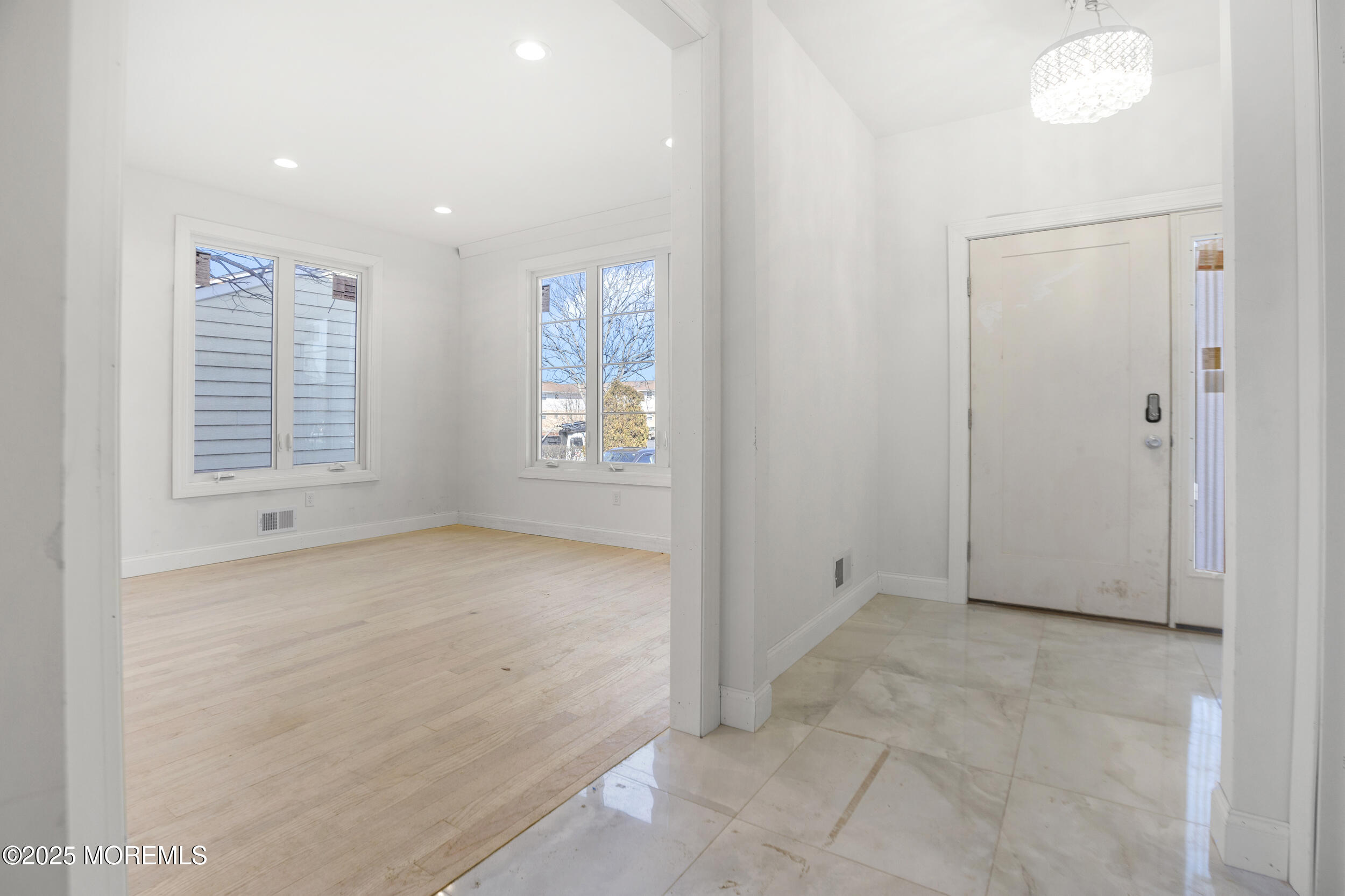 248 Lois Lane, Lakewood, New Jersey image 27
