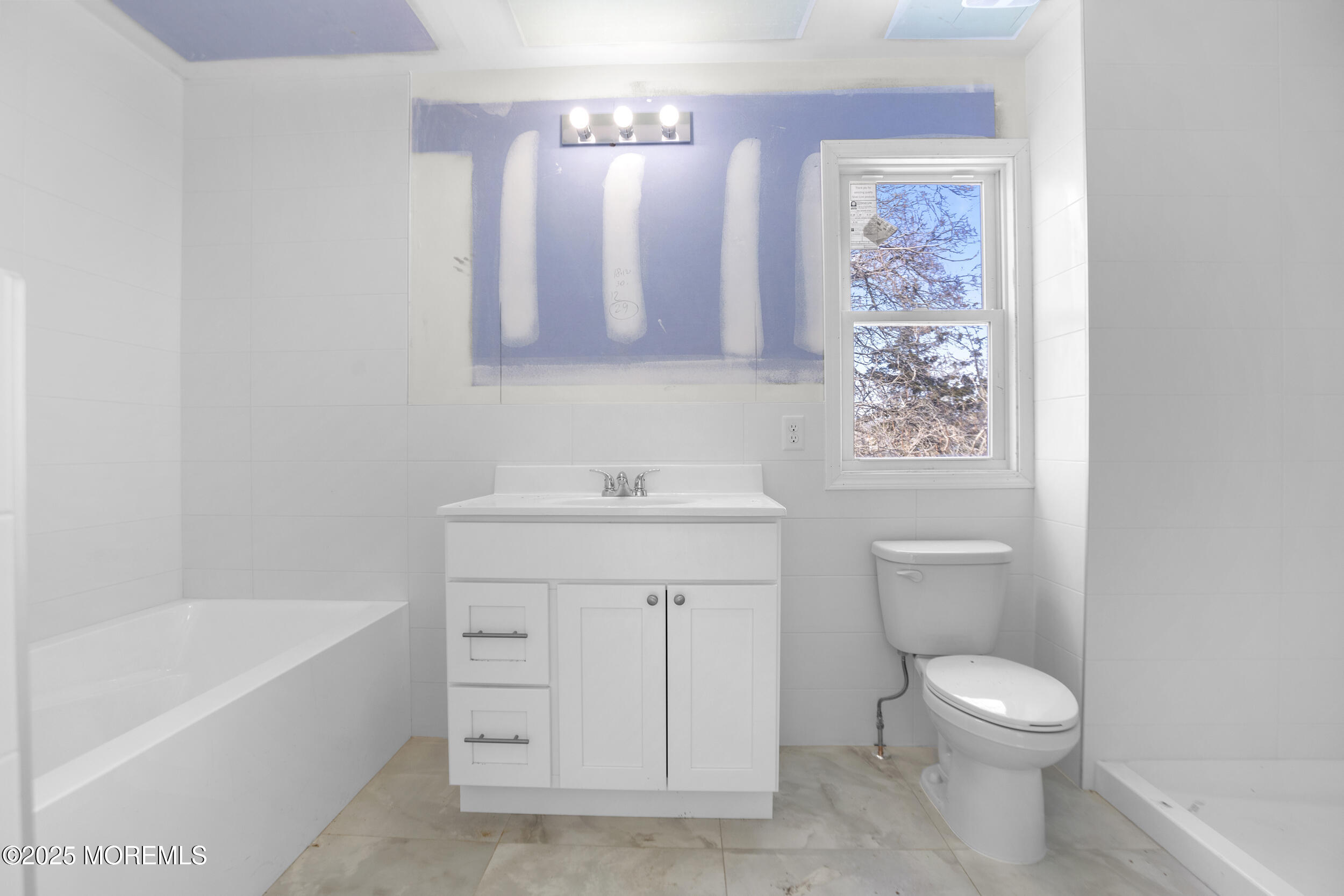 248 Lois Lane, Lakewood, New Jersey image 15