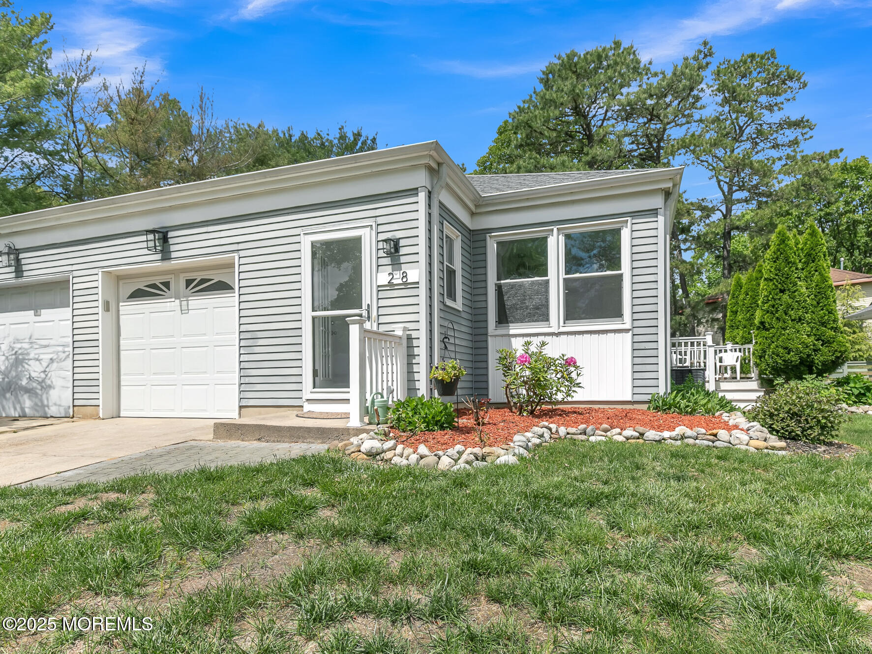 28 Sycamore Road #45, Manahawkin, New Jersey image 2