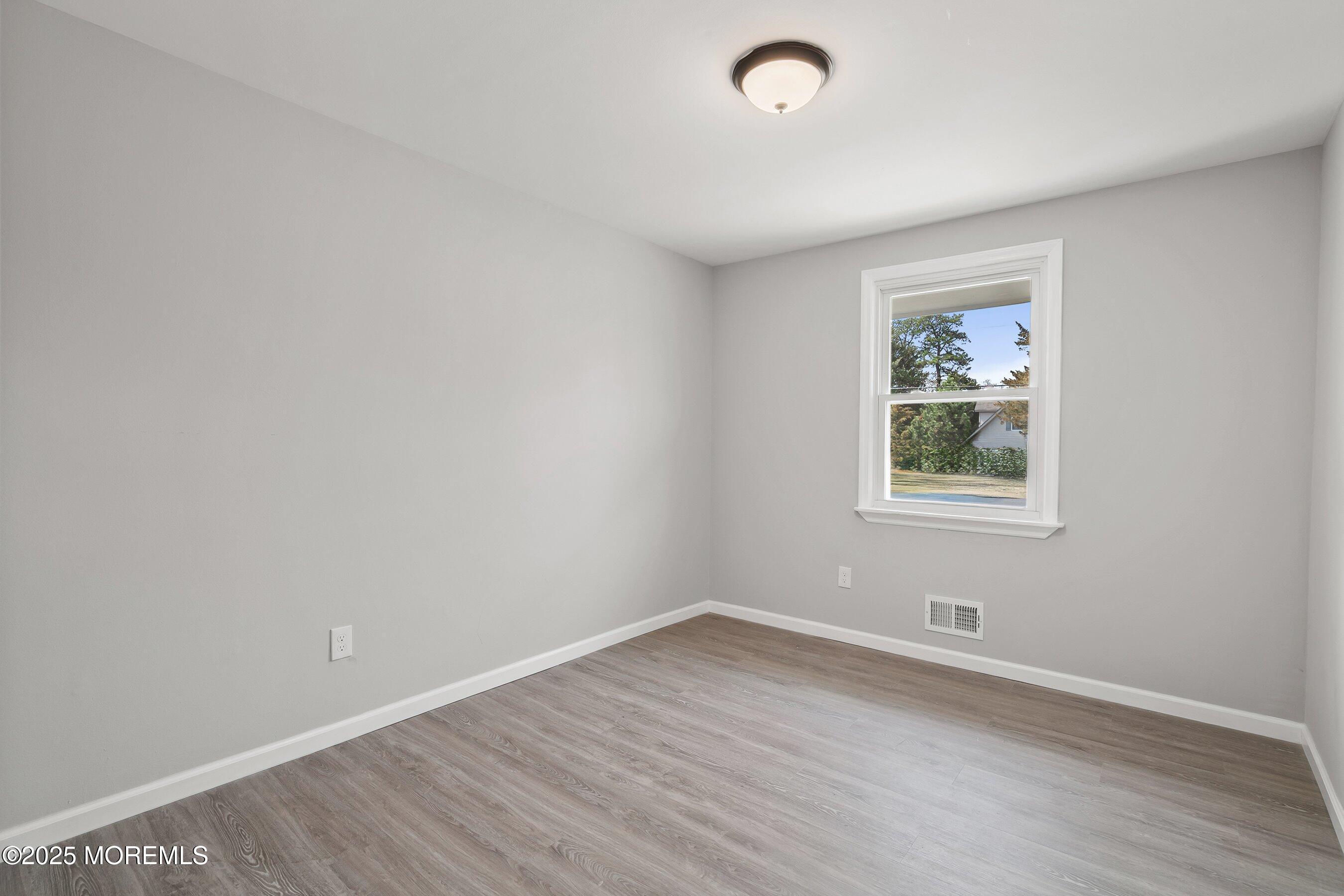 1100 Southampton Boulevard, Toms River, New Jersey image 17