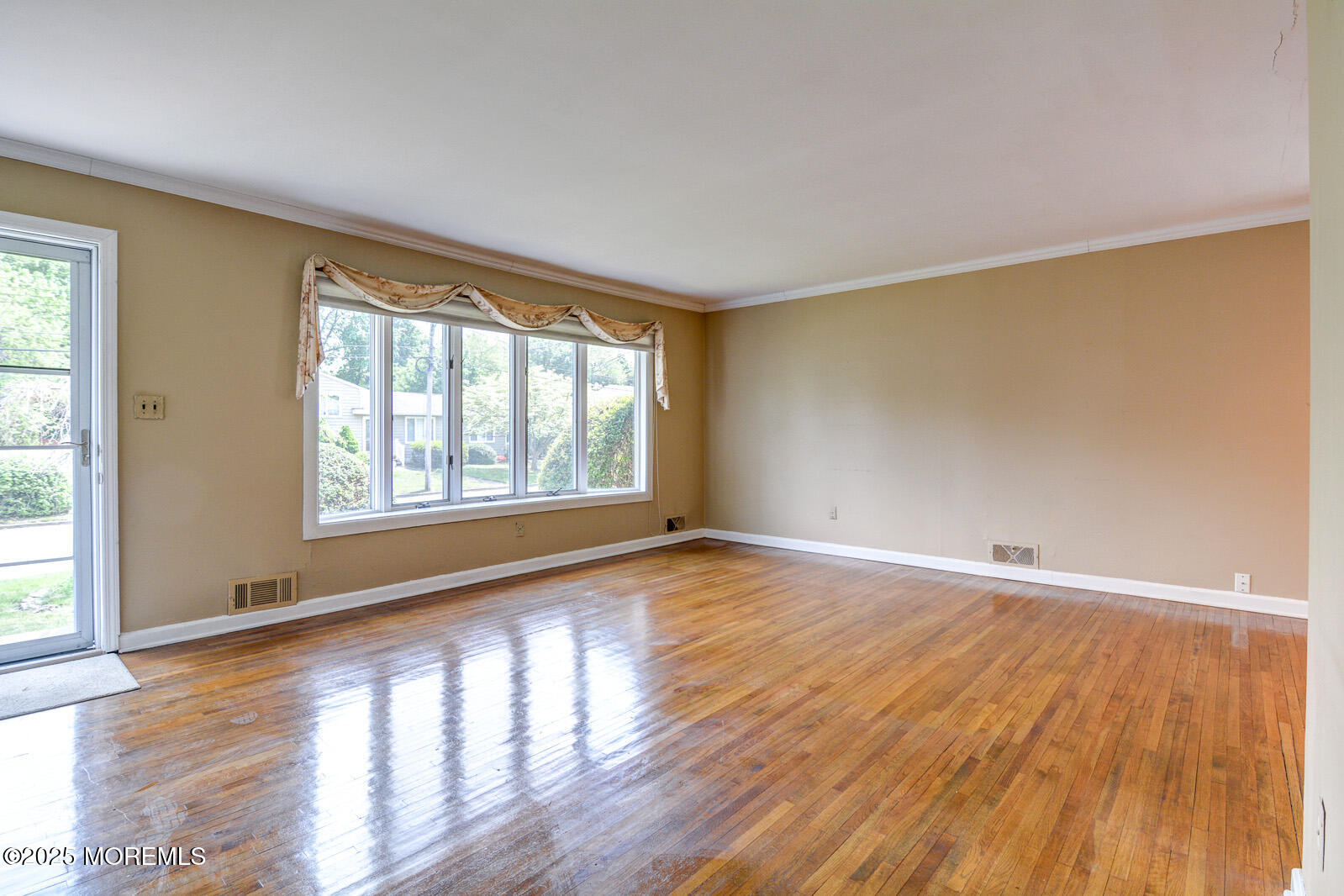 27 Hilltop Road, West Long Branch, New Jersey image 9