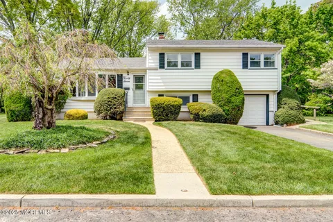 27 Hilltop Road, West Long Branch, NJ 07764 - MLS#: 22512877