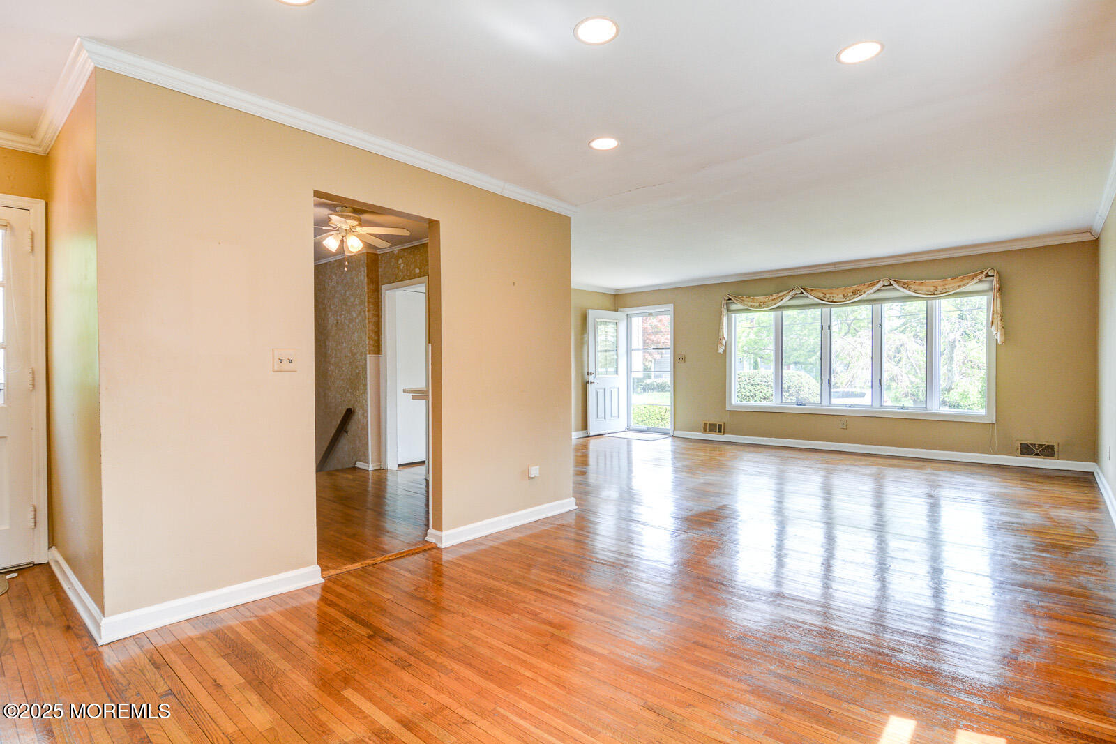 27 Hilltop Road, West Long Branch, New Jersey image 12