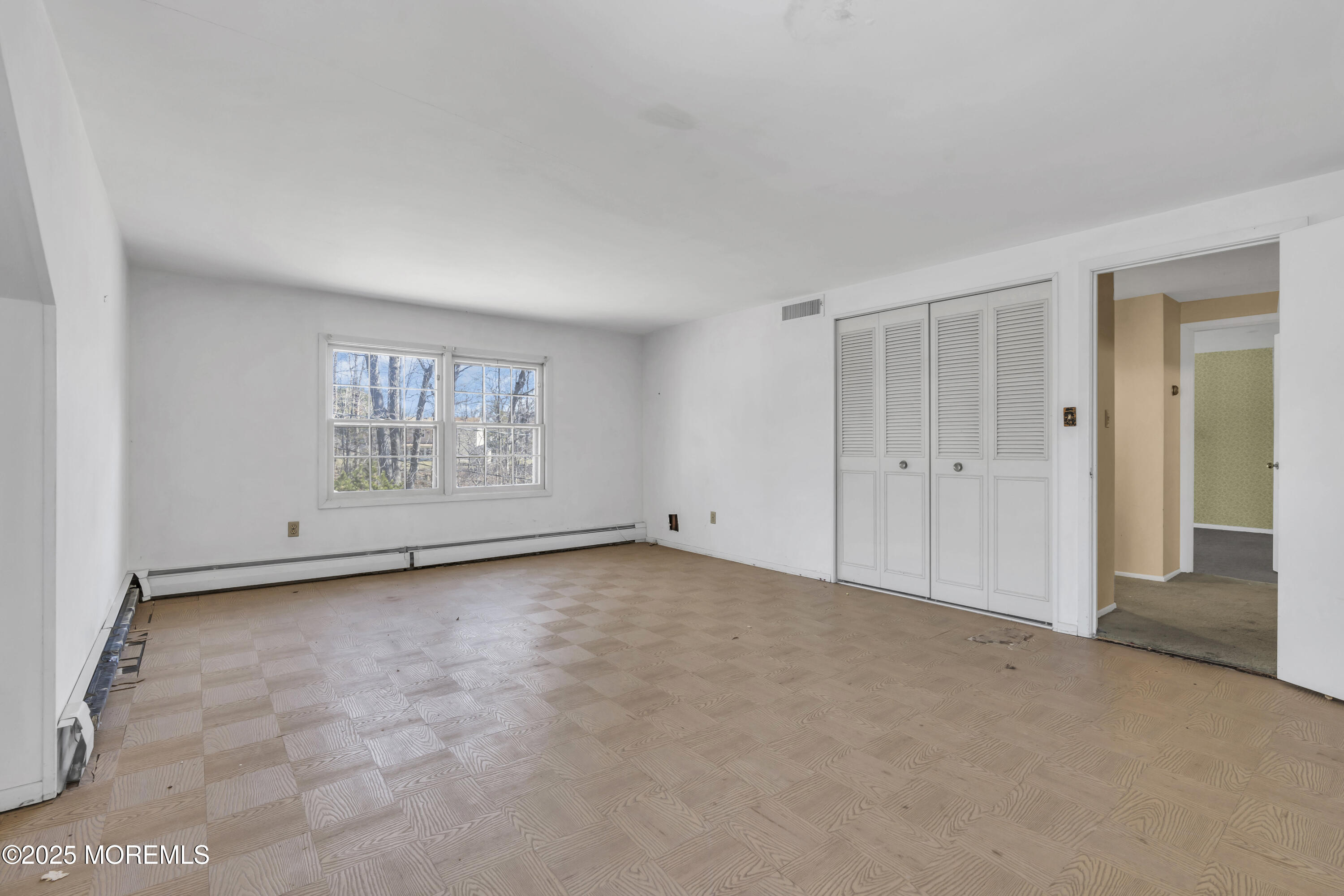 41 Brookview Lane, Aberdeen, New Jersey image 19