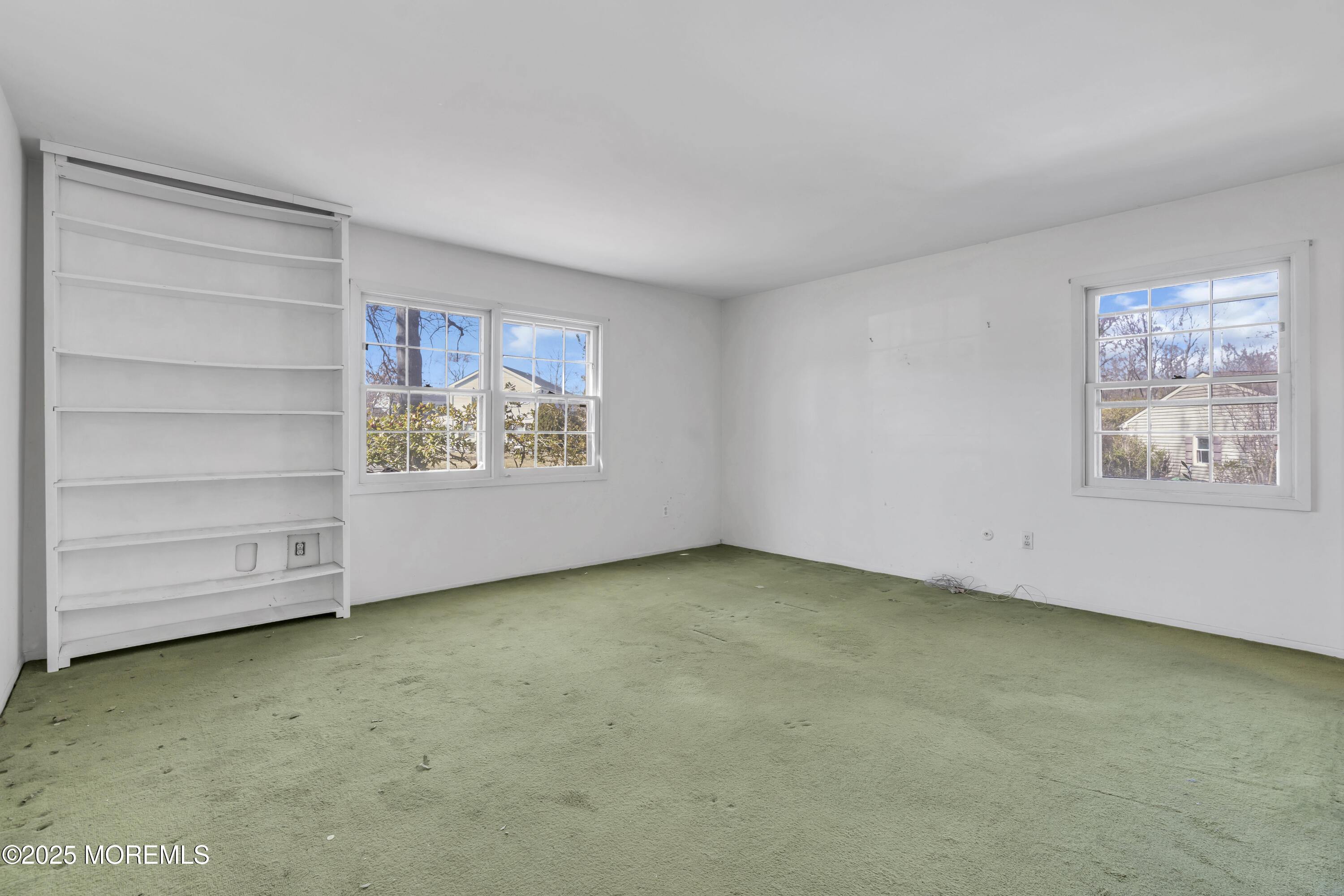 41 Brookview Lane, Aberdeen, New Jersey image 13