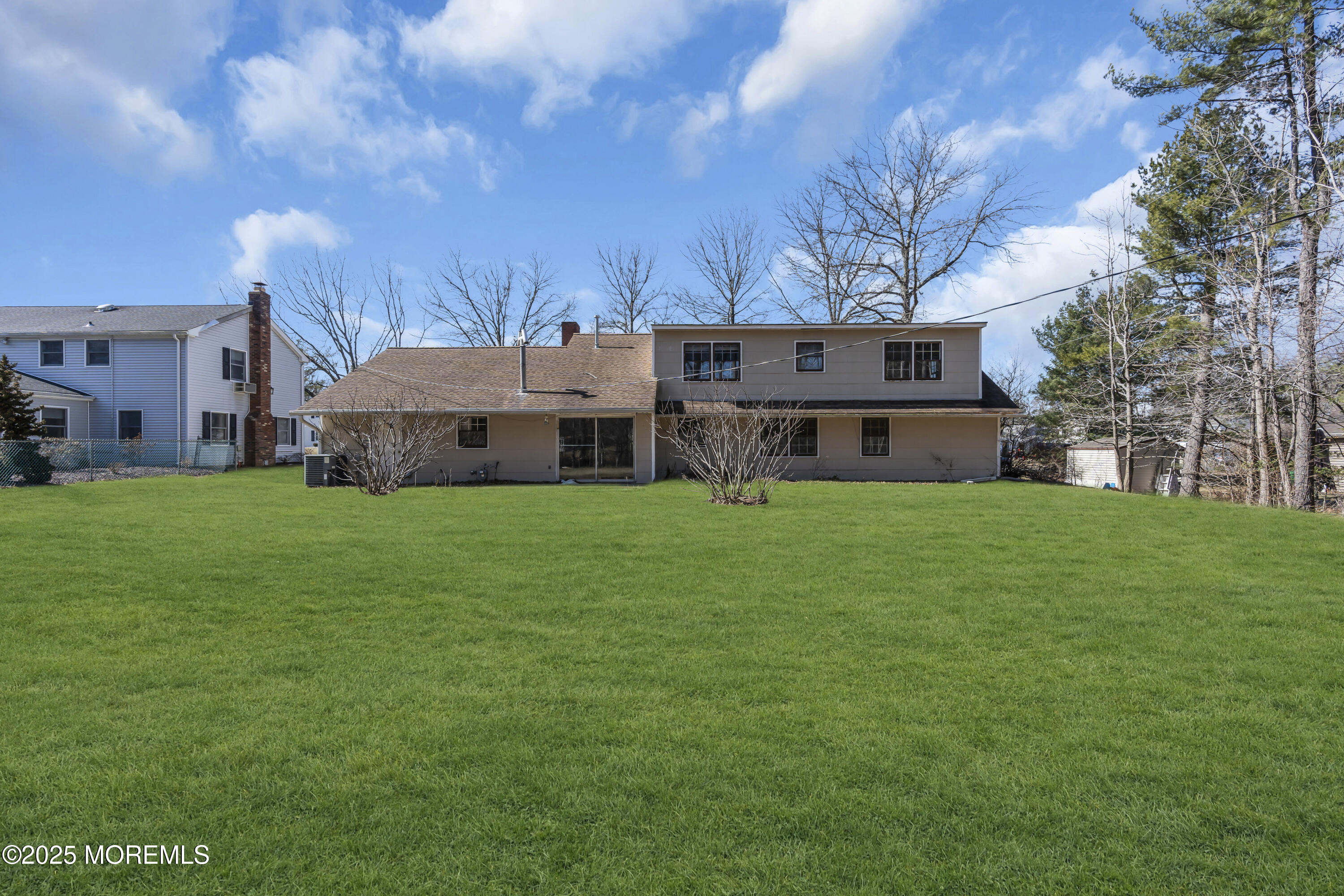 41 Brookview Lane, Aberdeen, New Jersey image 26