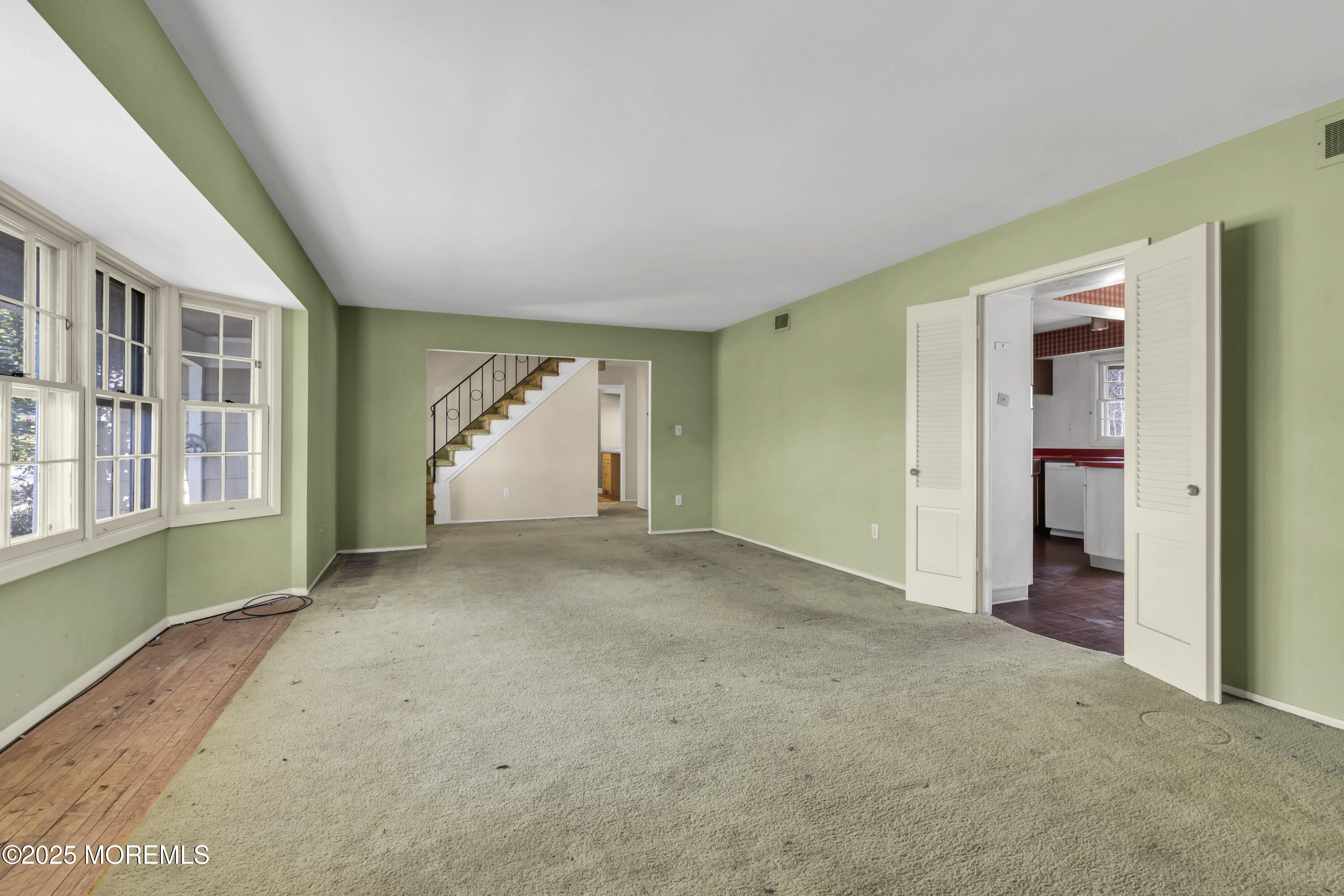 41 Brookview Lane, Aberdeen, New Jersey image 7