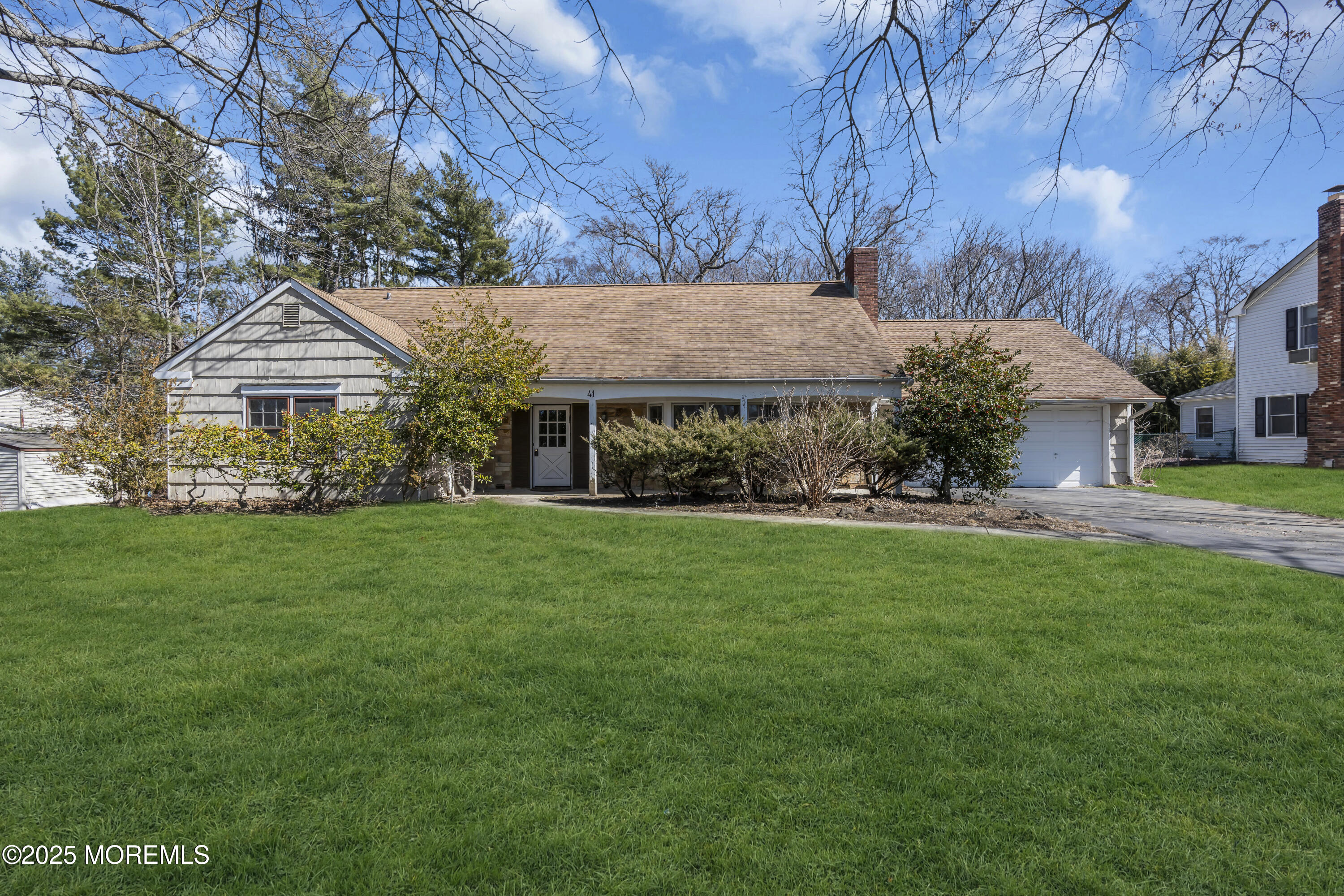 41 Brookview Lane, Aberdeen, New Jersey image 1