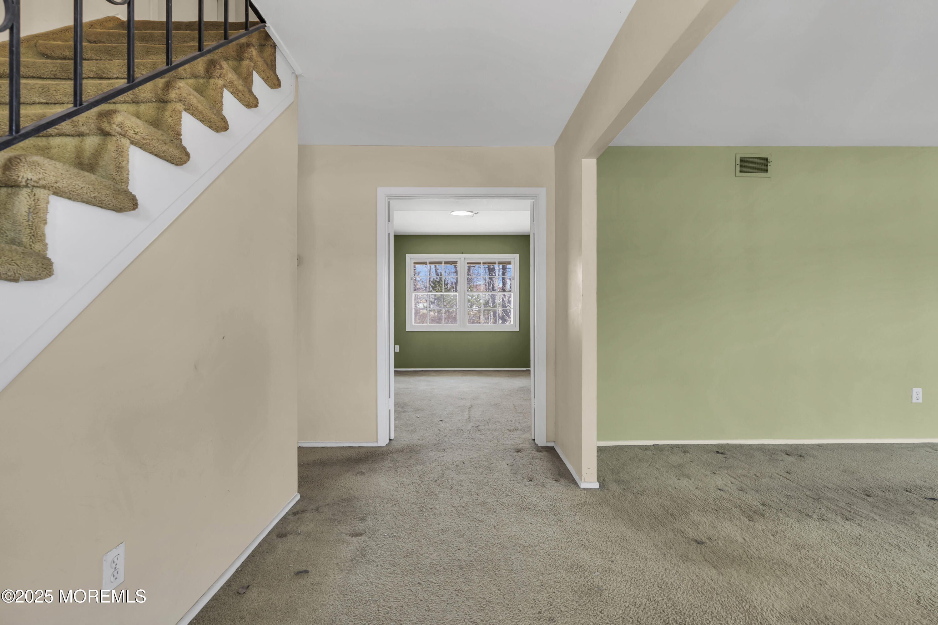 41 Brookview Lane, Aberdeen, New Jersey image 3