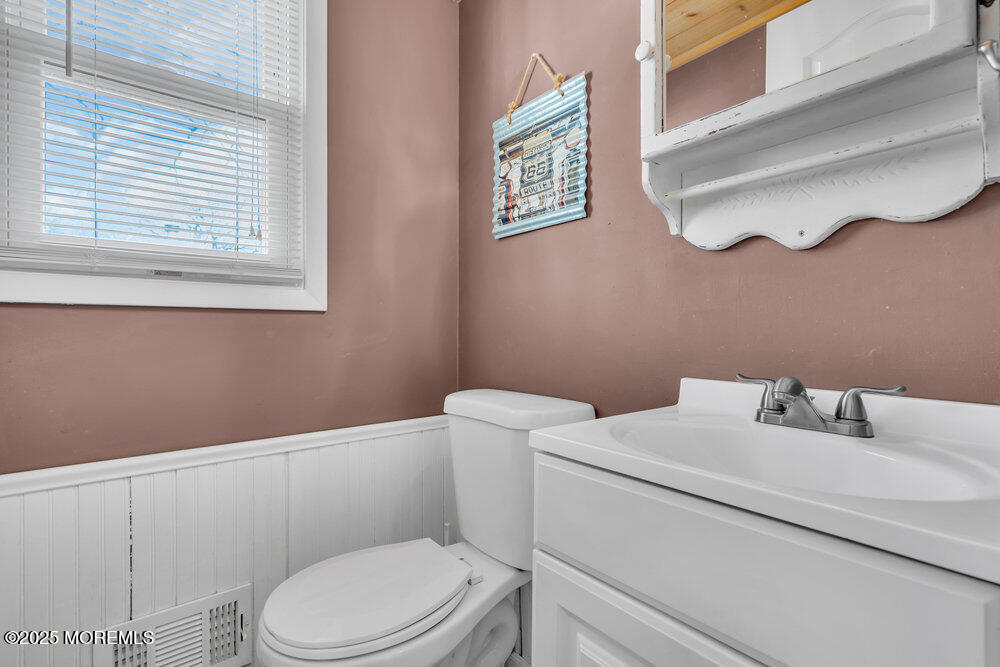 1443 Flintoft Avenue, Brick, New Jersey image 32