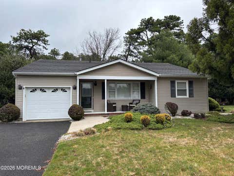 Homes For Sale - 30 Whitmore Drive<br/> Toms River, NJ 08757