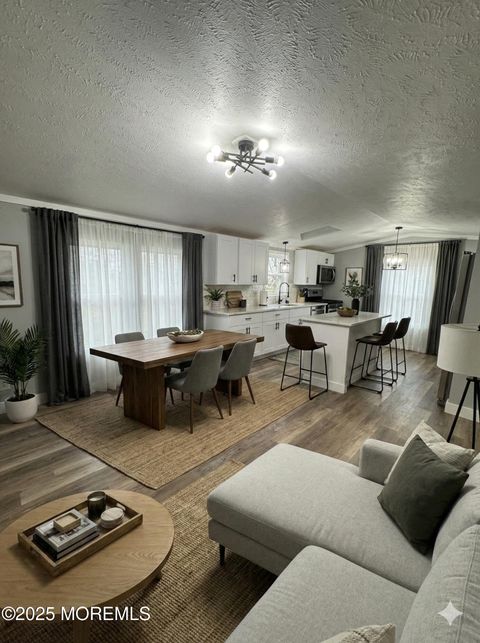 406 4th Street Jackson NJ 08527