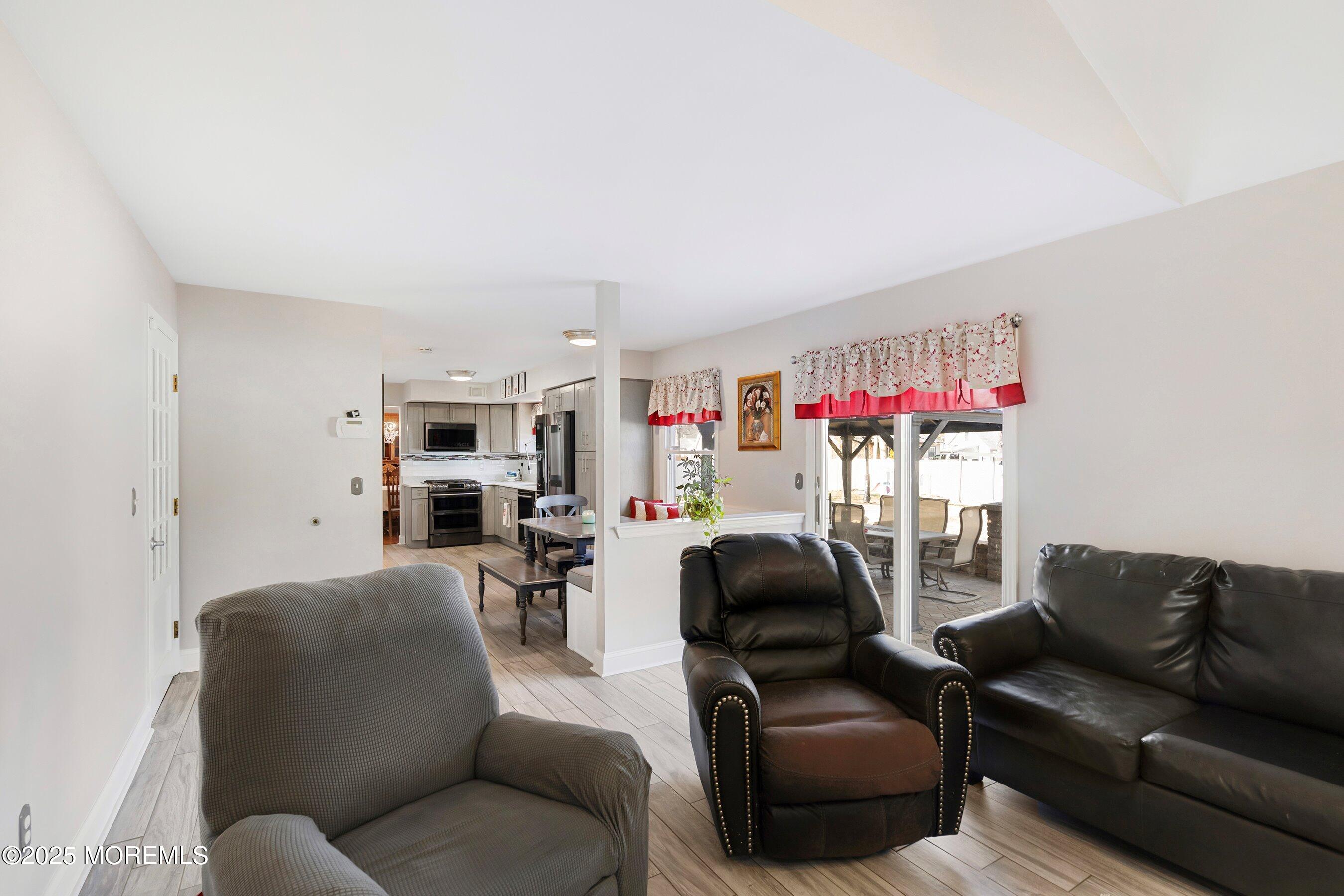 682 Windsor Road, Brick, New Jersey image 23