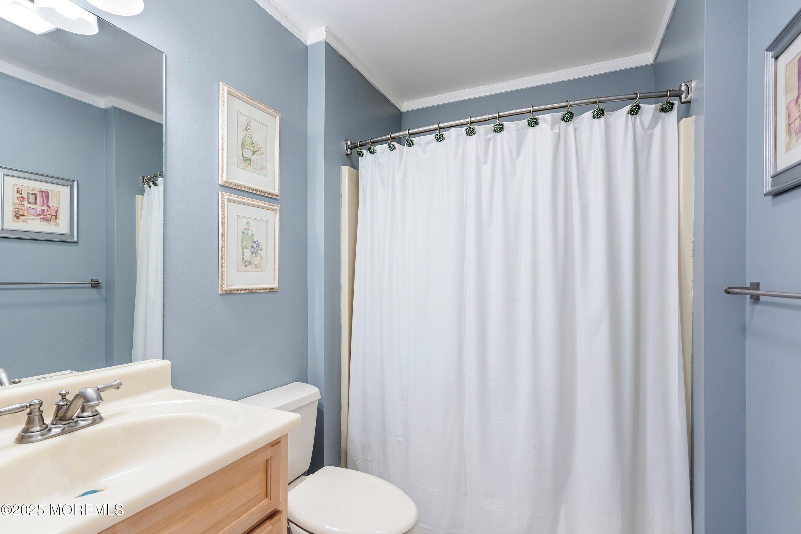 682 Windsor Road, Brick, New Jersey image 37