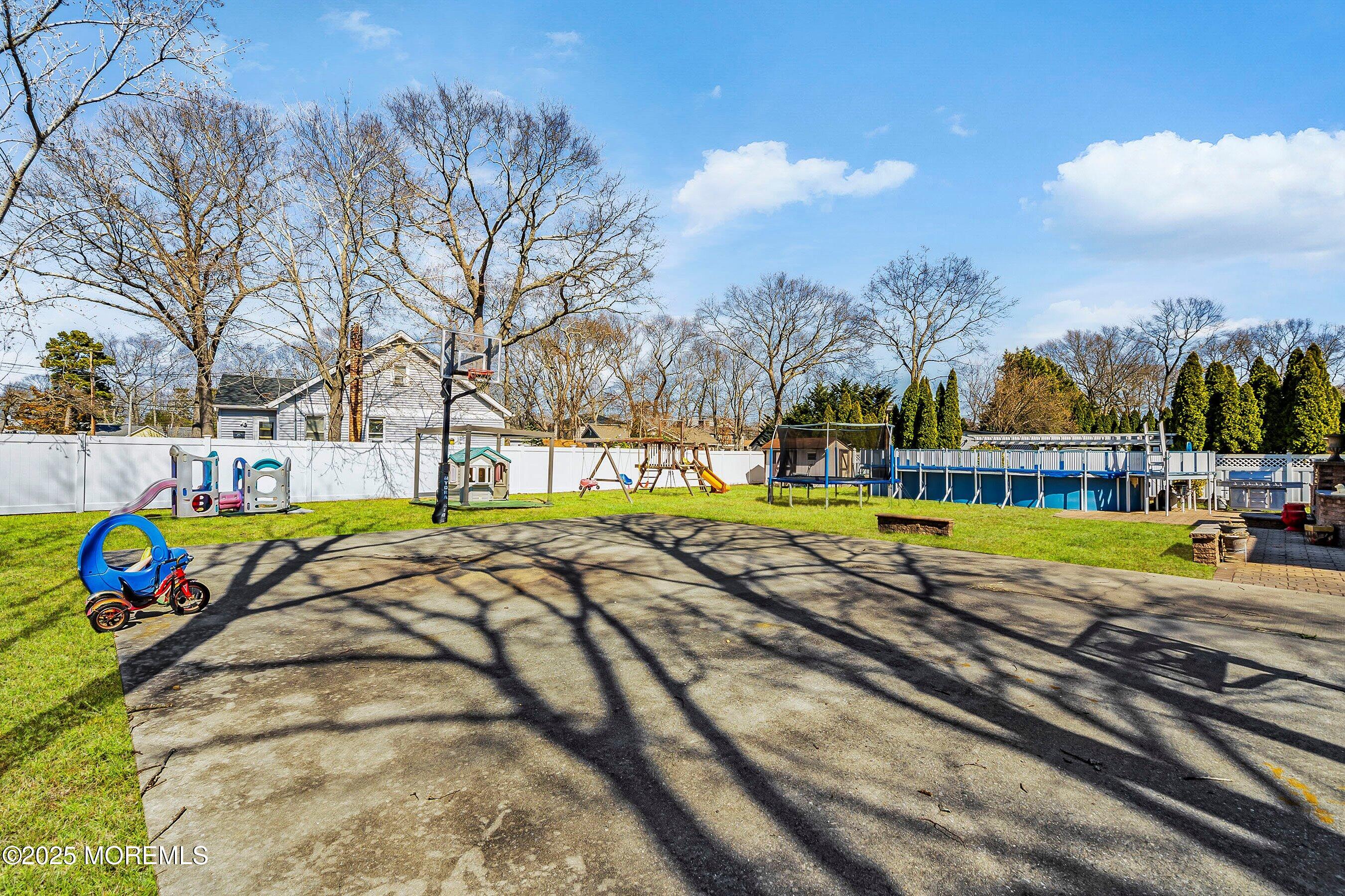 682 Windsor Road, Brick, New Jersey image 43