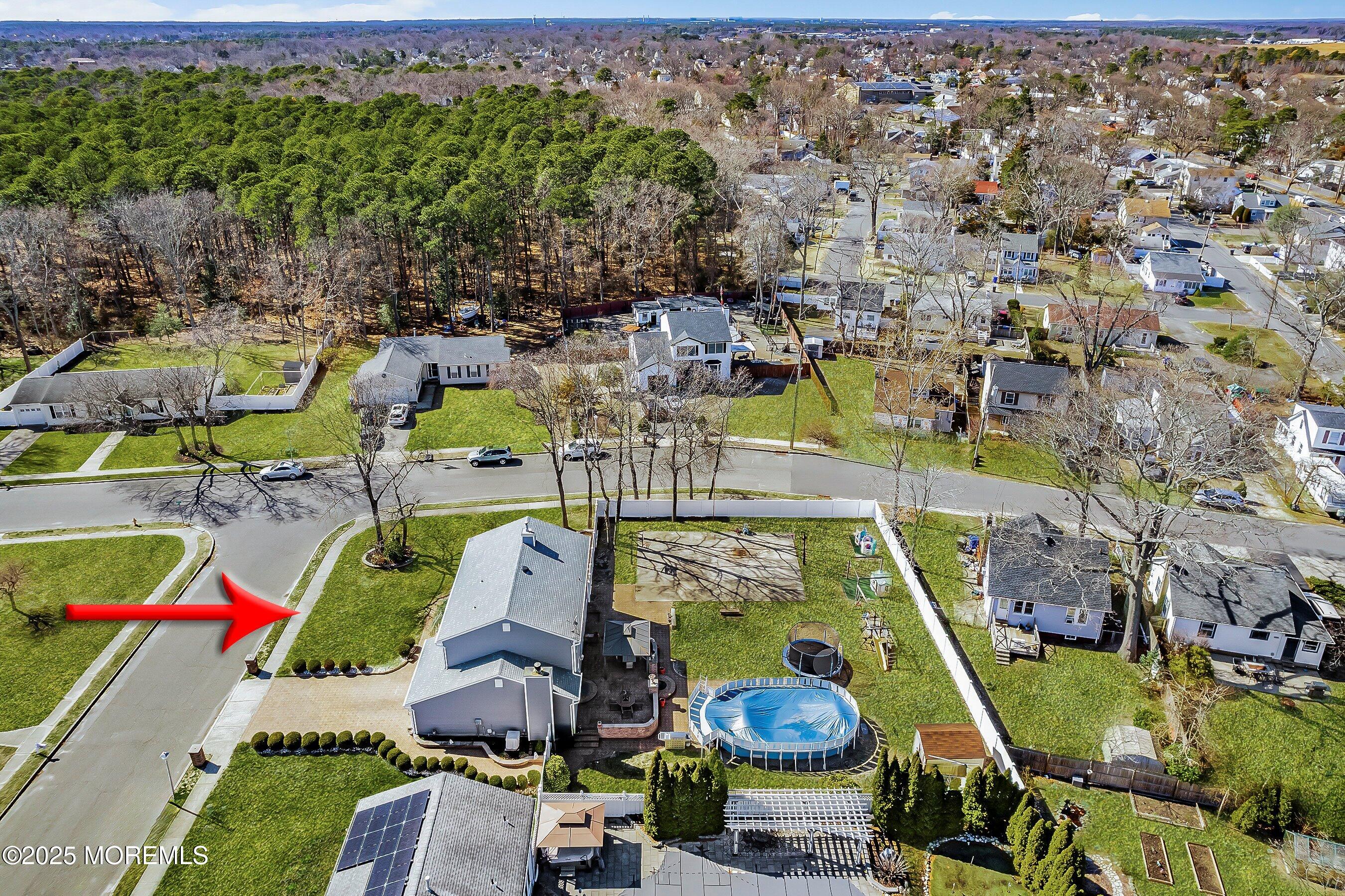 682 Windsor Road, Brick, New Jersey image 47