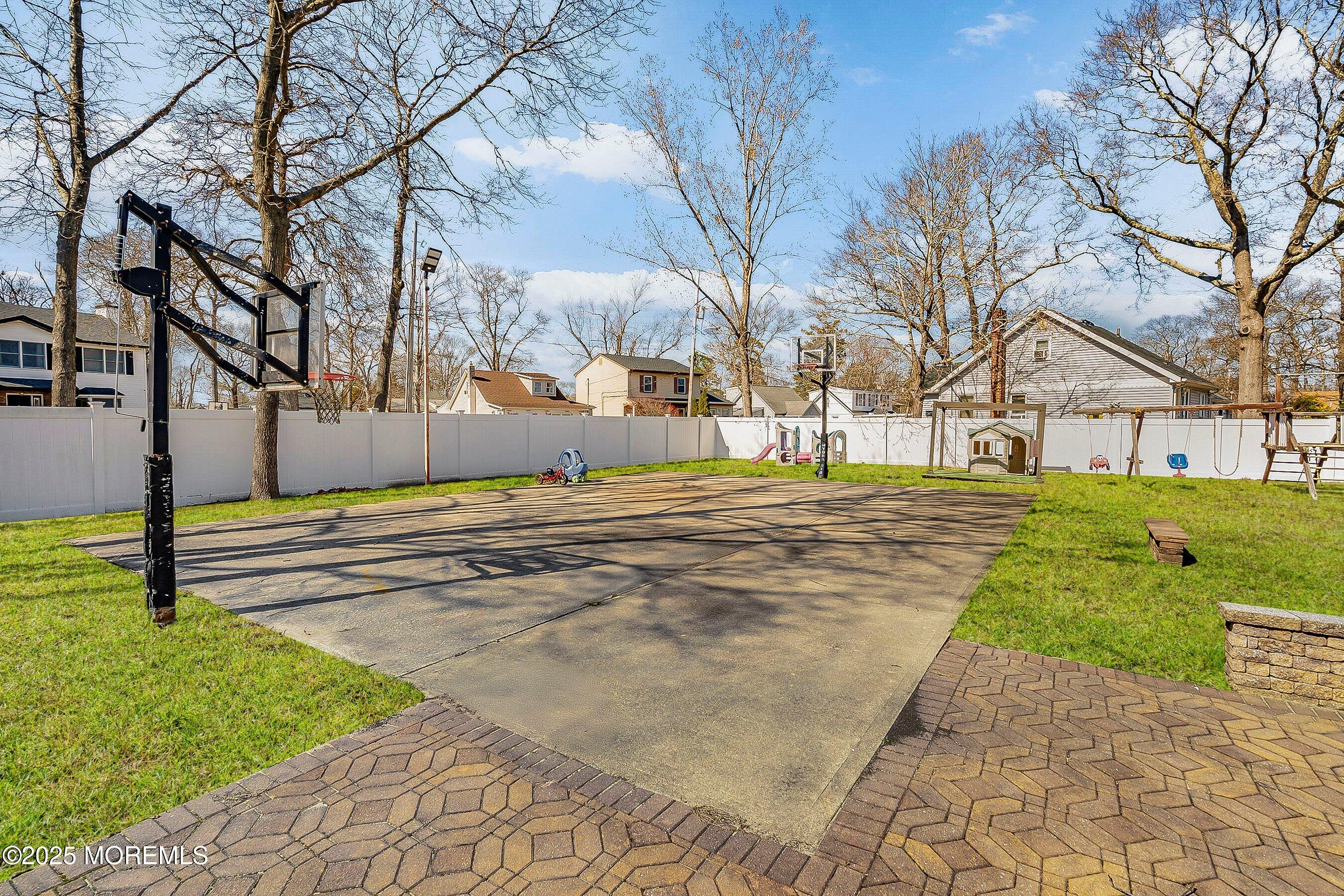 682 Windsor Road, Brick, New Jersey image 42