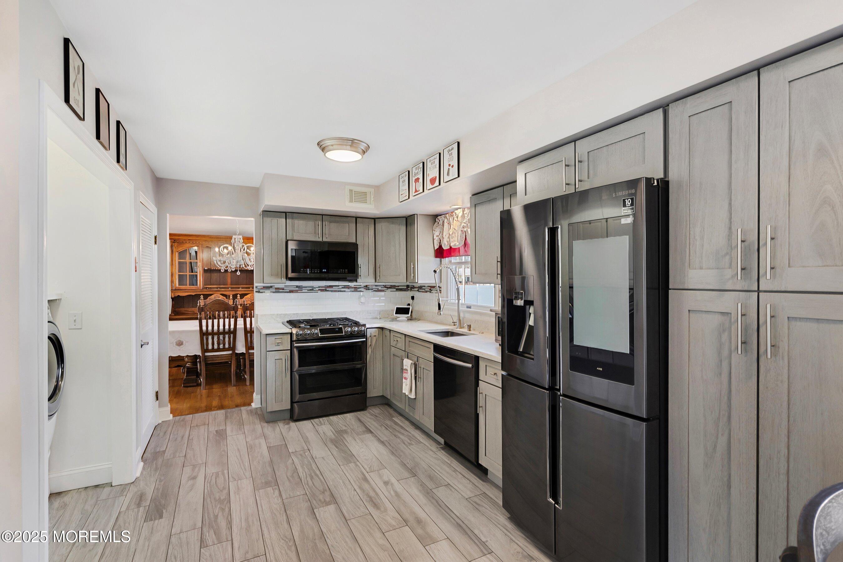 682 Windsor Road, Brick, New Jersey image 16