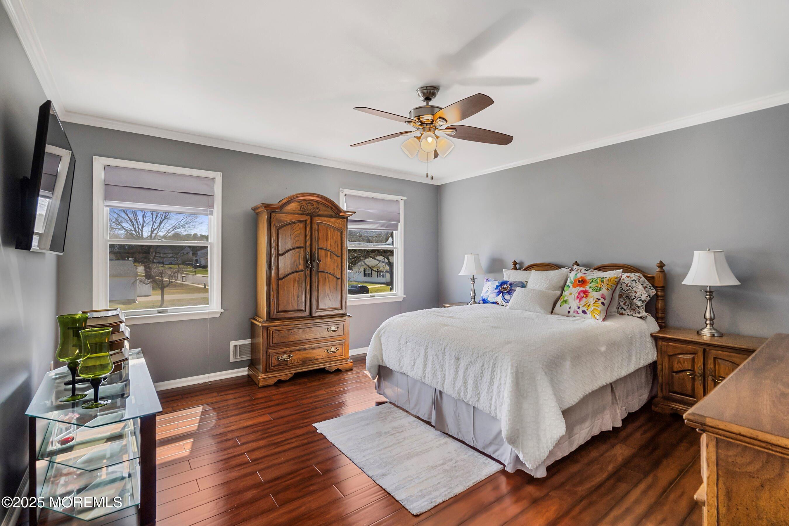 682 Windsor Road, Brick, New Jersey image 34