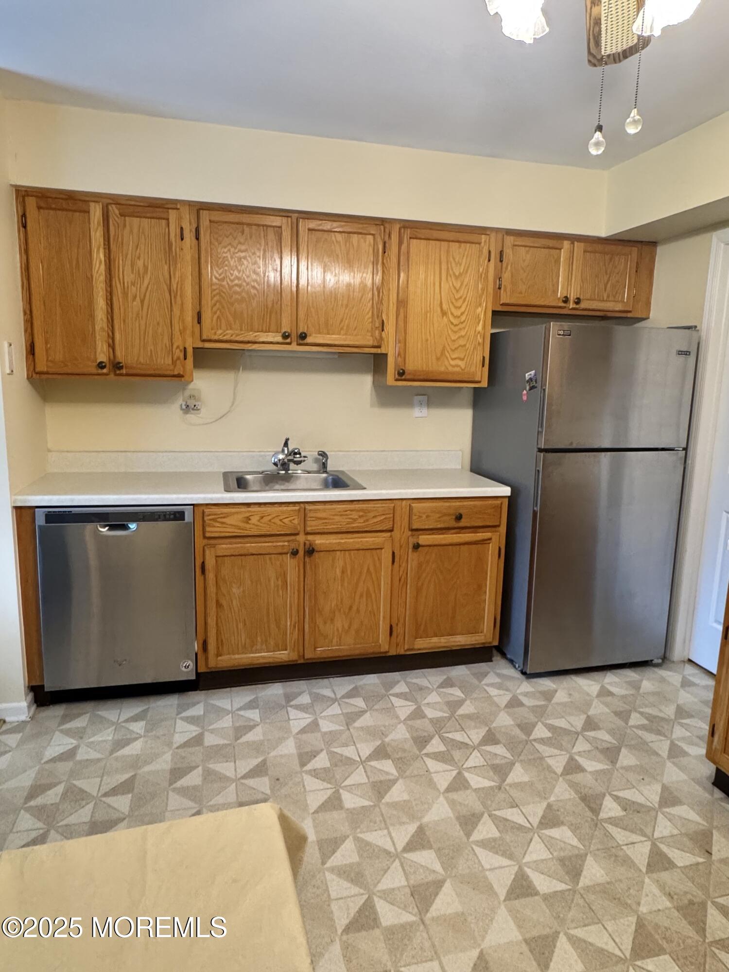 13 Birch Lane, Eatontown, New Jersey image 11