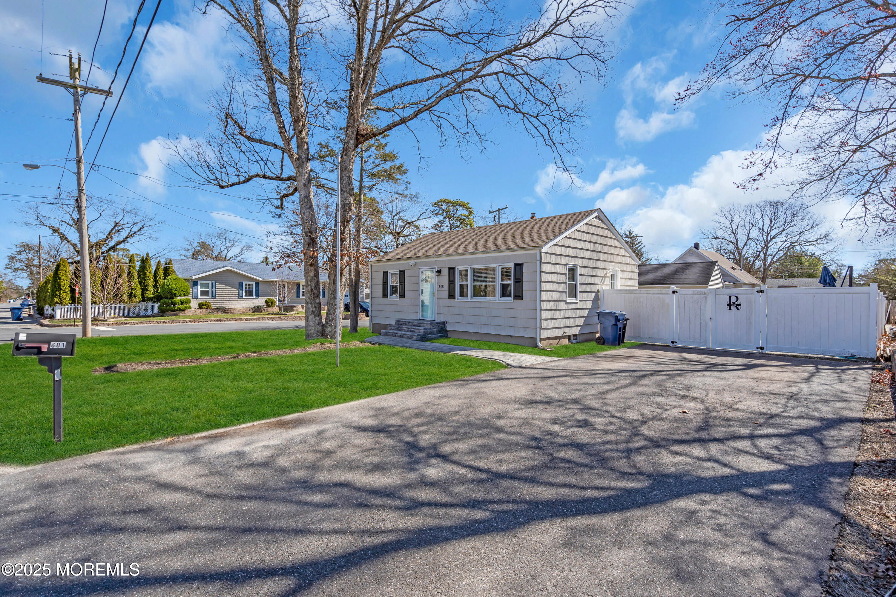 601 Spar Avenue, Beachwood, New Jersey image 3