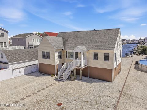 Homes For Sale - 159 Morris Boulevard<br/> Manahawkin, NJ 08050