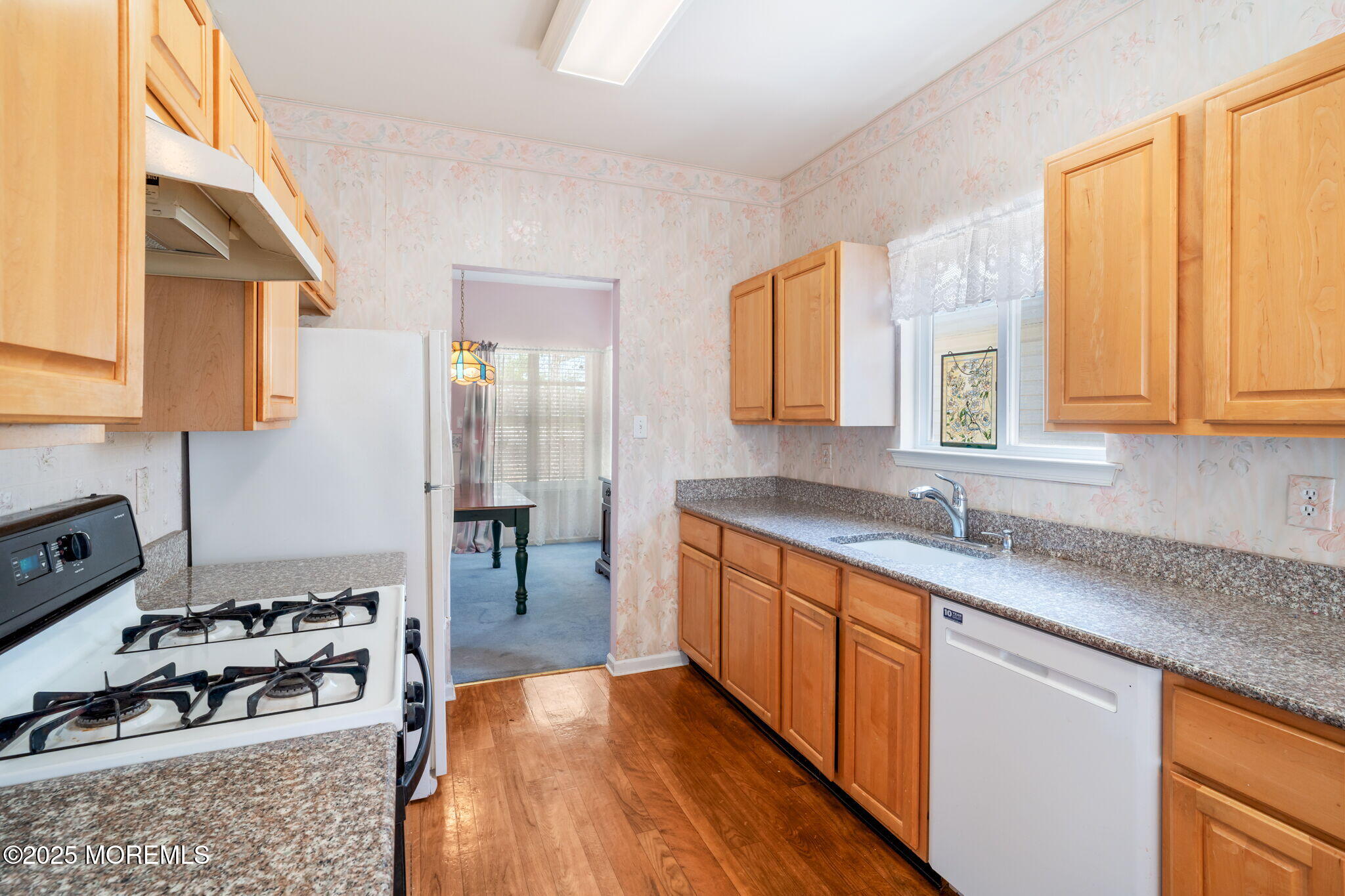 73 Summerhill Drive, Manahawkin, New Jersey image 8