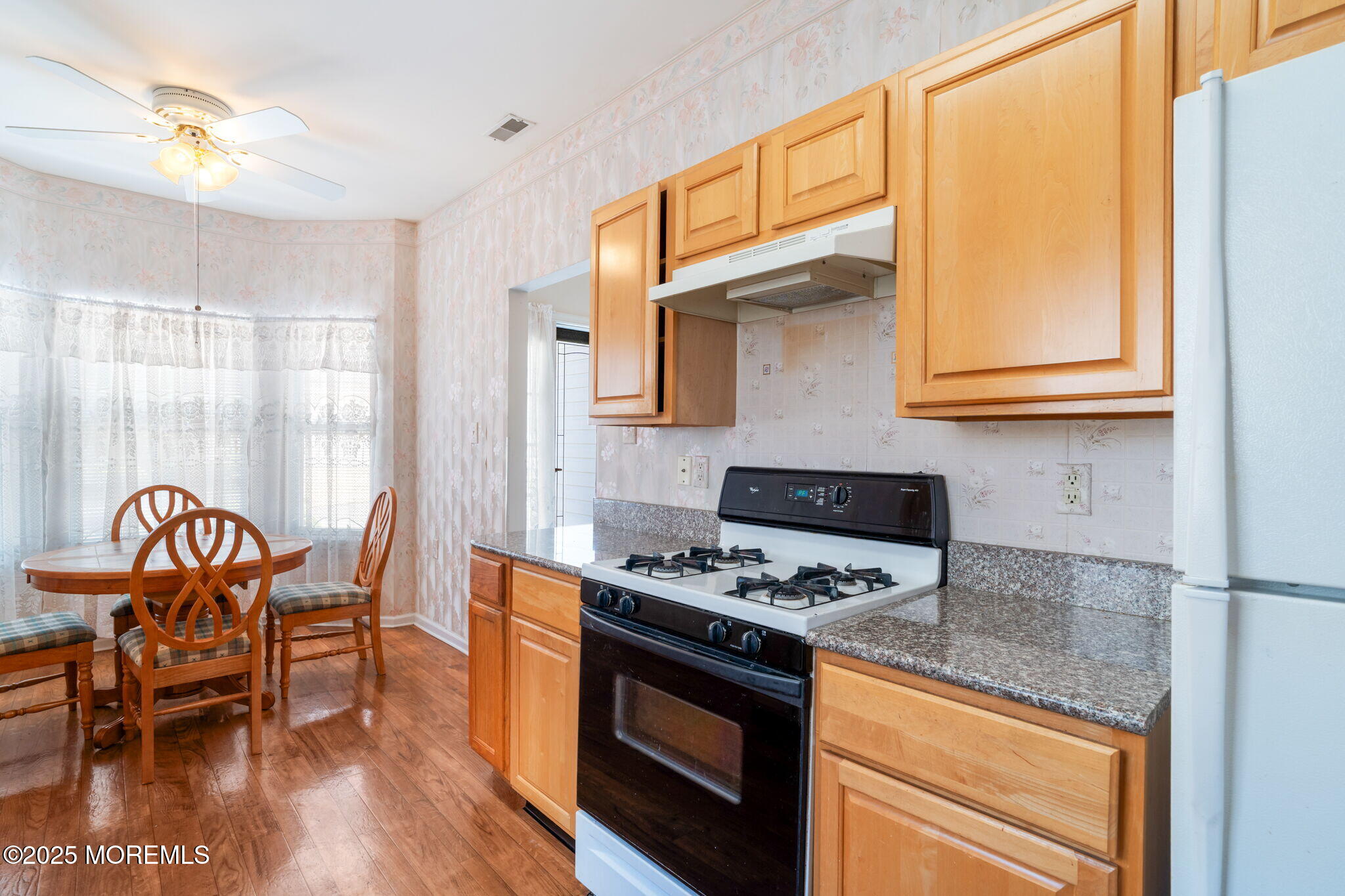 73 Summerhill Drive, Manahawkin, New Jersey image 9