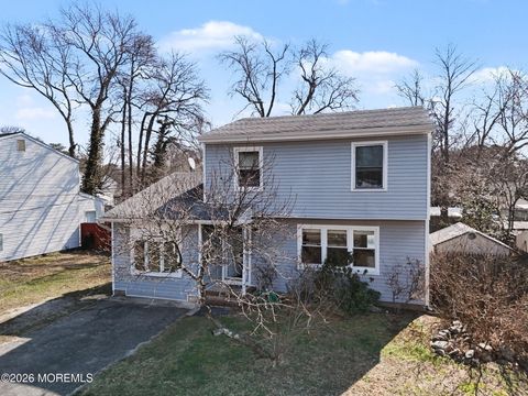 Homes For Sale - 726 Maple Avenue<br/> Brick, NJ 08724